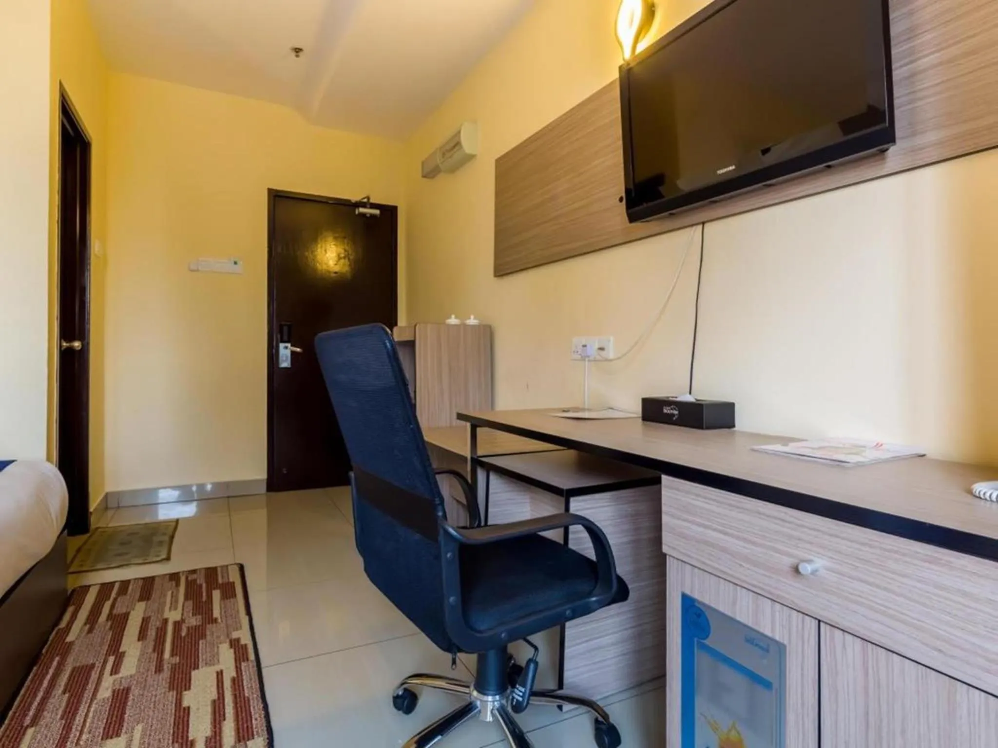 TV and multimedia in Dolphin Hotel, Chow Kit Kuala Lumpur