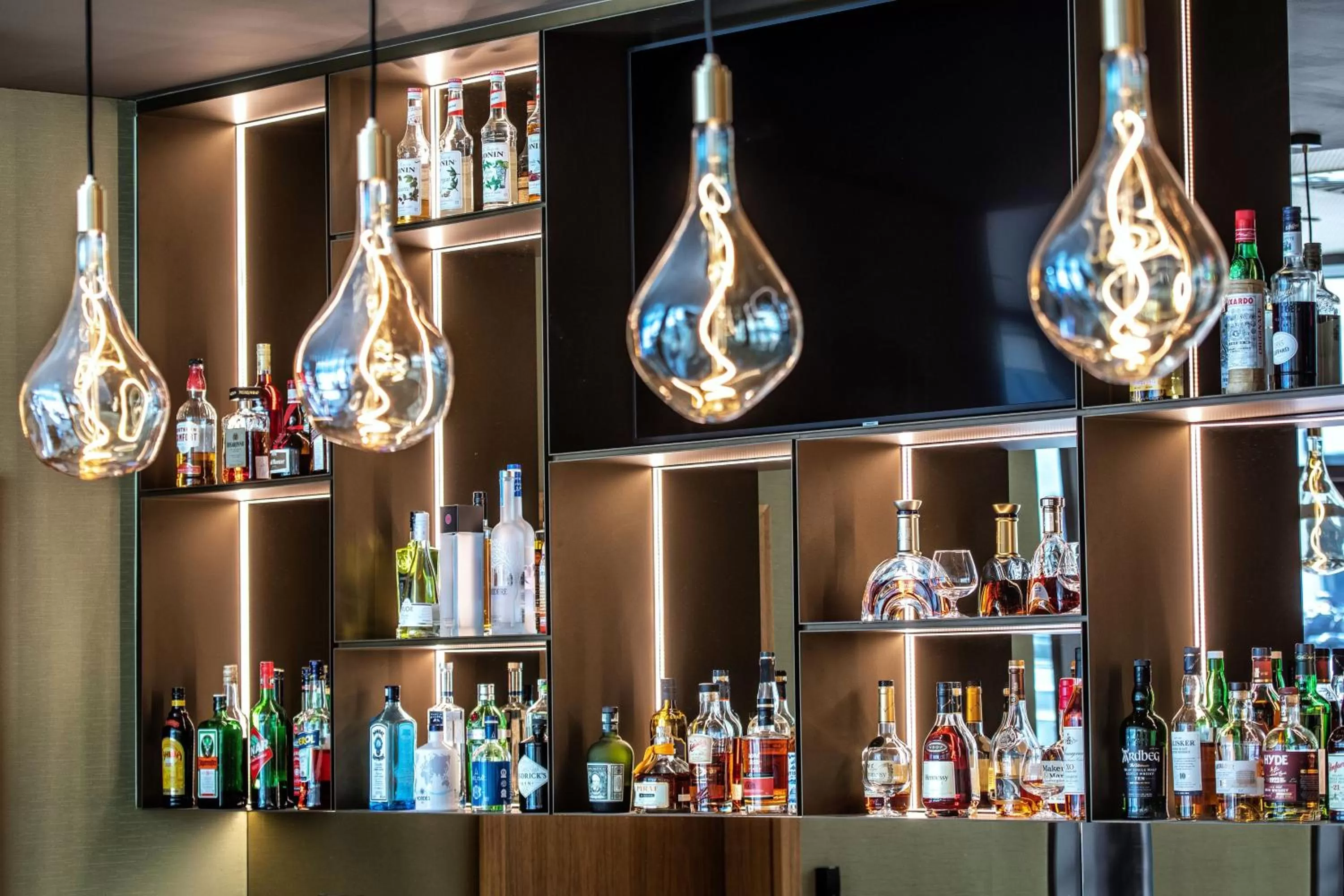 Lounge or bar in Four Points by Sheraton Ljubljana Mons