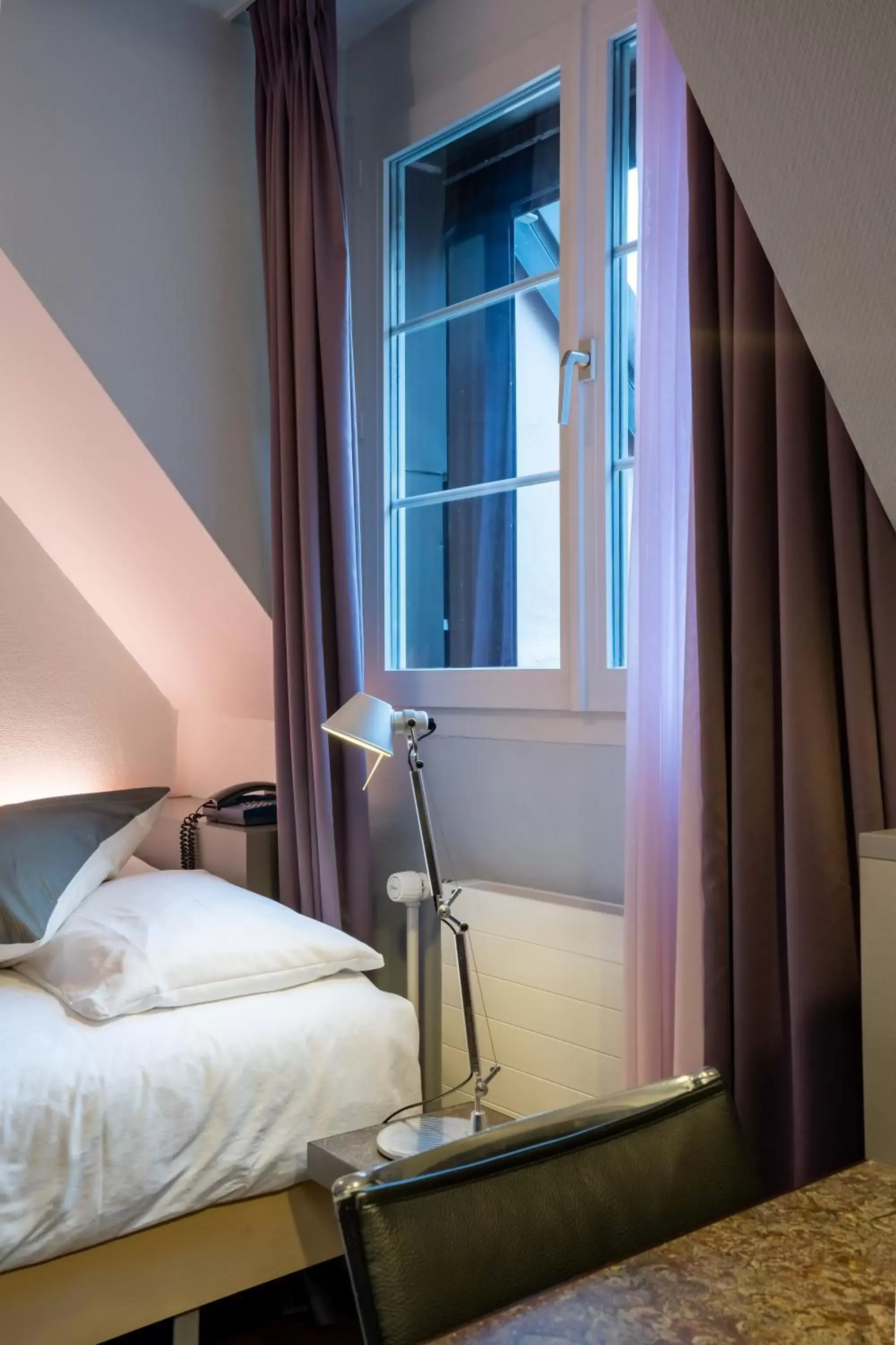 PARK Single Room - single occupancy in Hotel Continental Park PARK Single Room - single occupancy in Hotel Continental Park