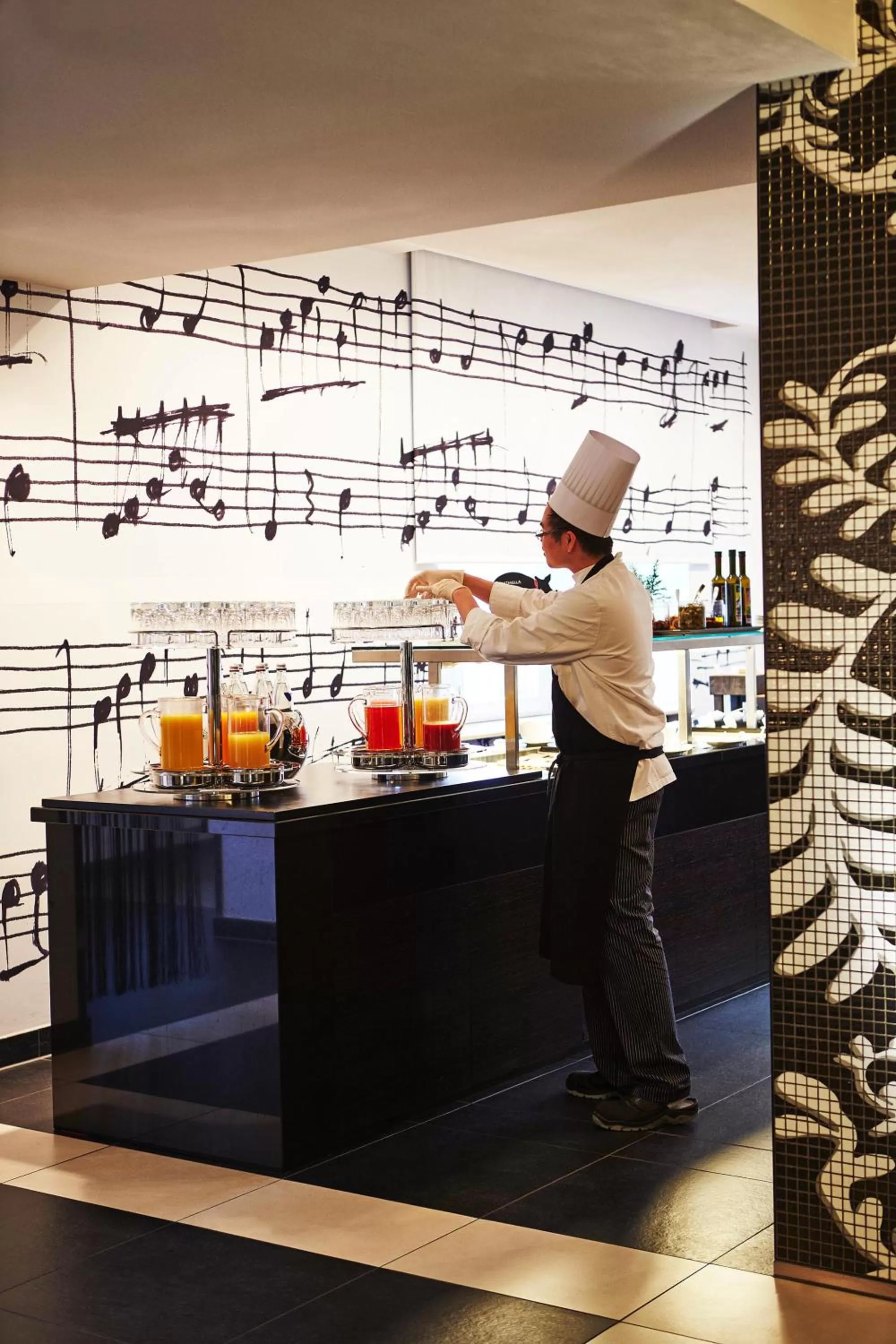 Restaurant/places to eat in Steigenberger Icon Grandhotel Handelshof Leipzig