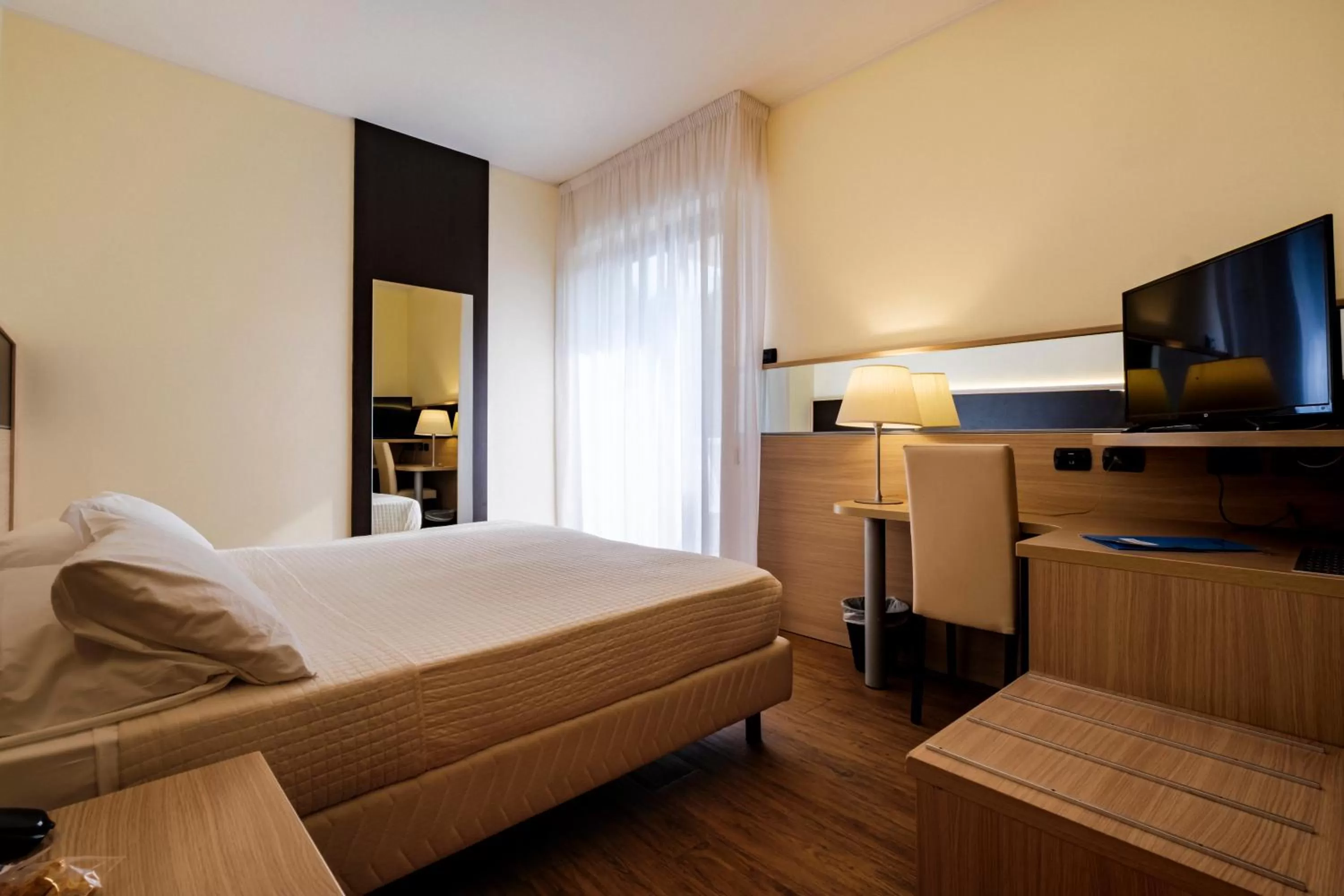 Bed in Hotel Augustus