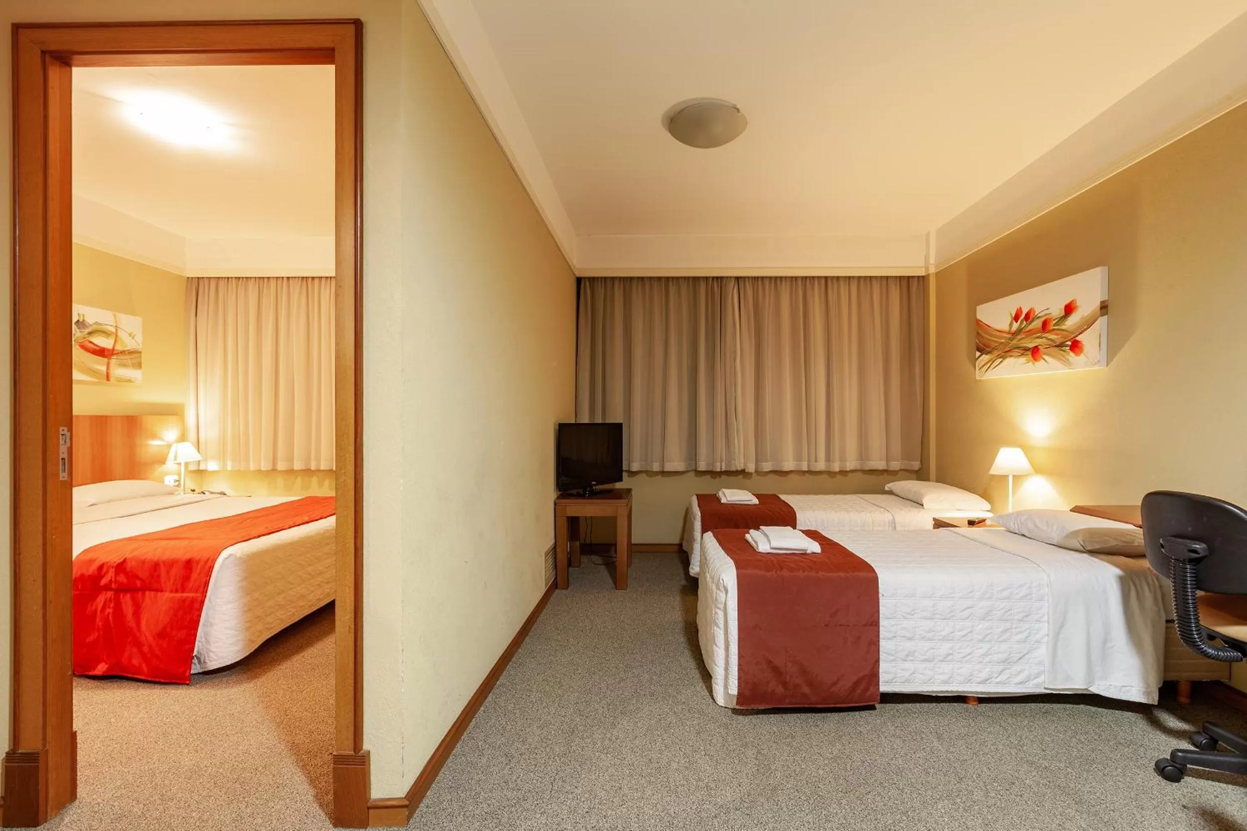 Bedroom, Bed in Tri Hotel Executive Caxias