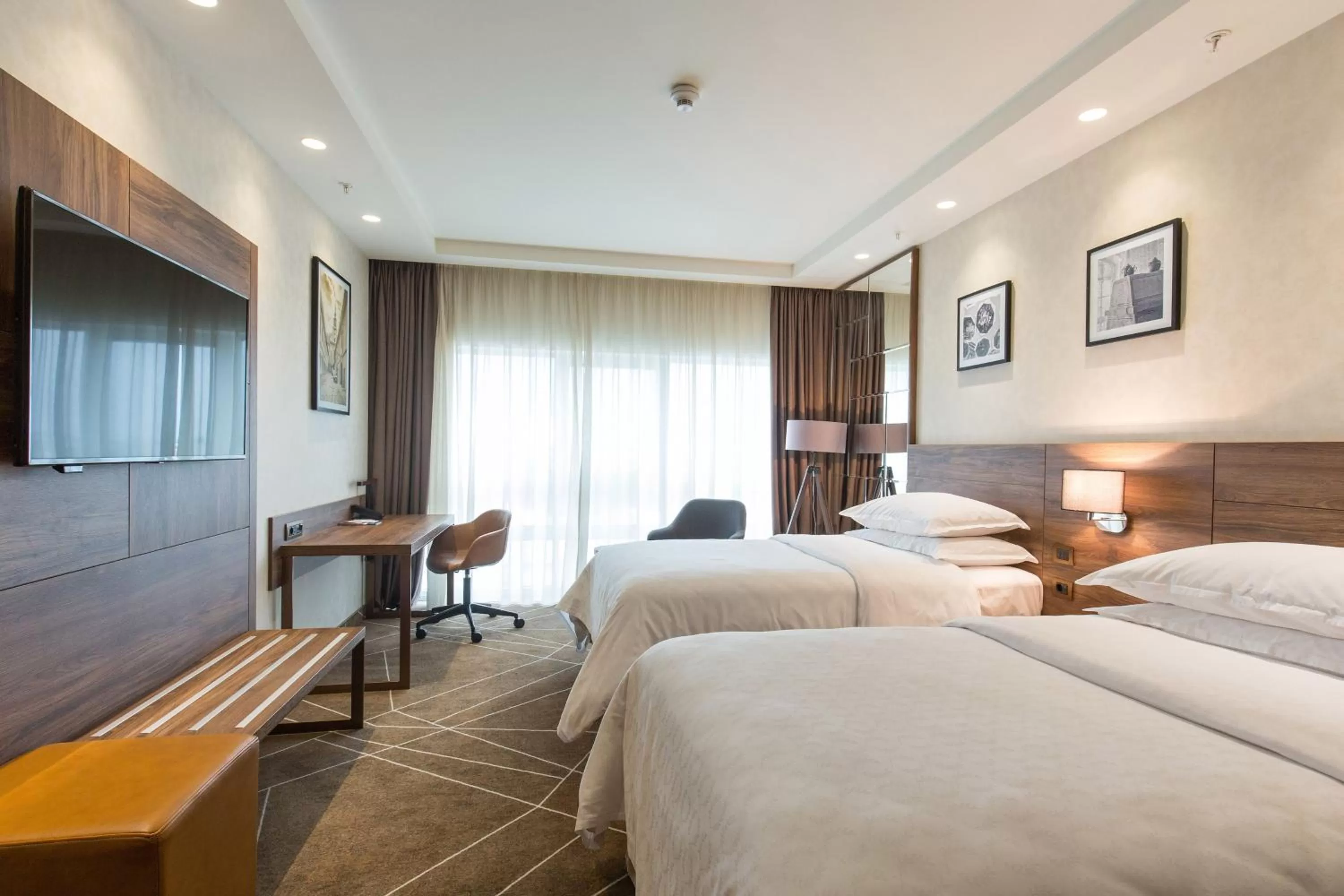 Photo of the whole room, Bed in Sheraton Novi Sad