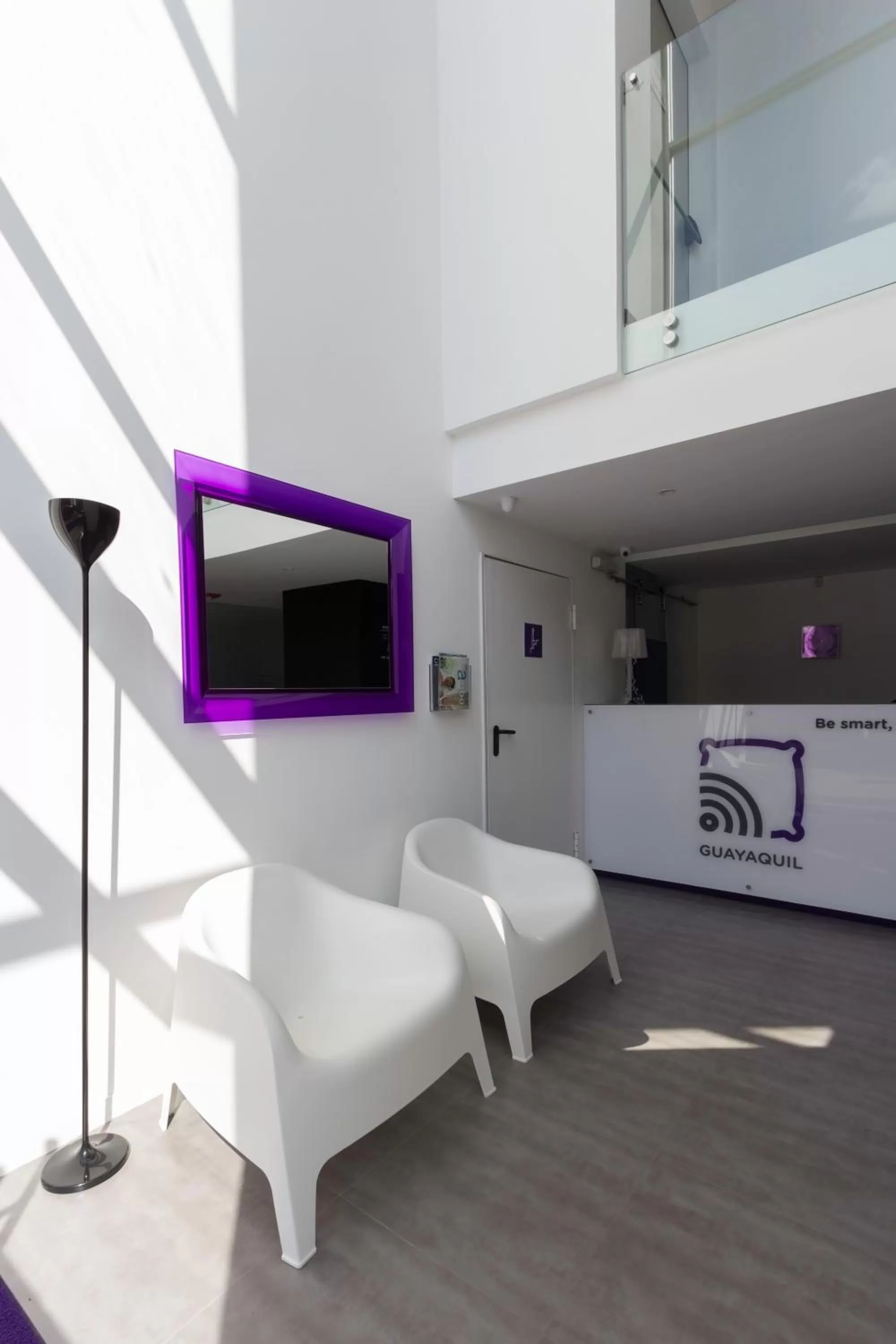 Lobby or reception, TV/Entertainment Center in YU! Smarthotels