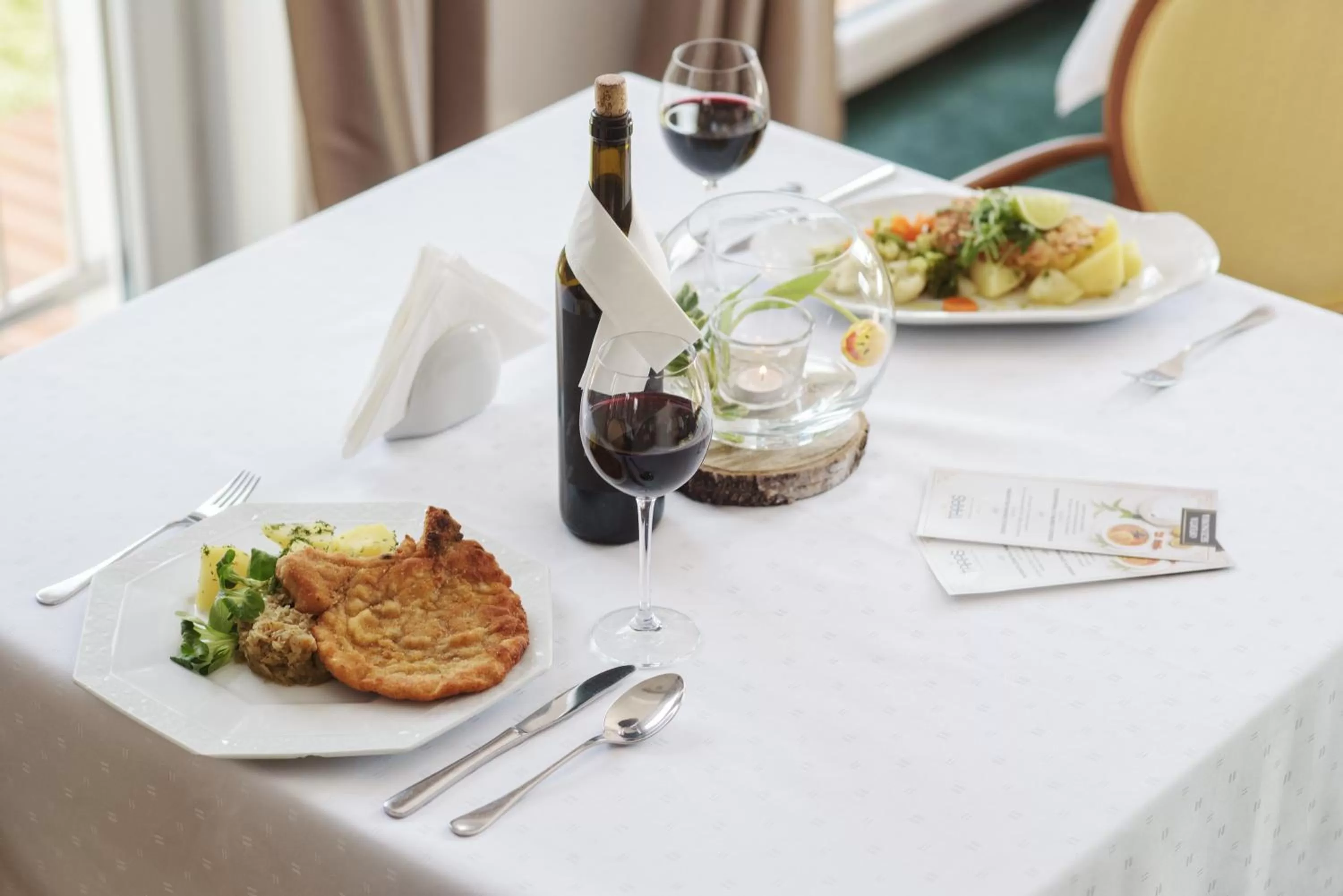 Restaurant/places to eat, Lunch and Dinner in Lila Medical SPA