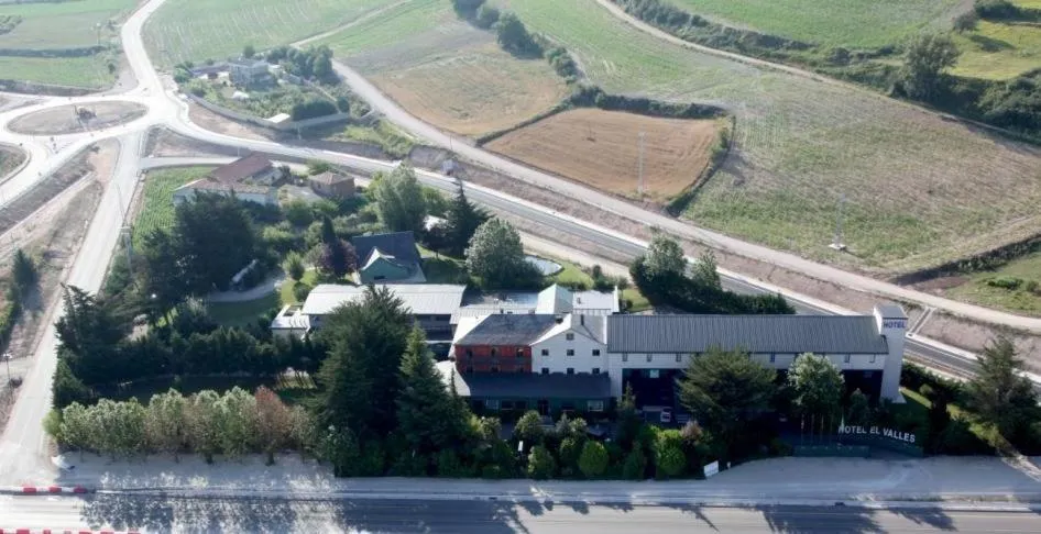 Bird's eye view in Hotel Restaurante El Valles 4 ESTRELLAS