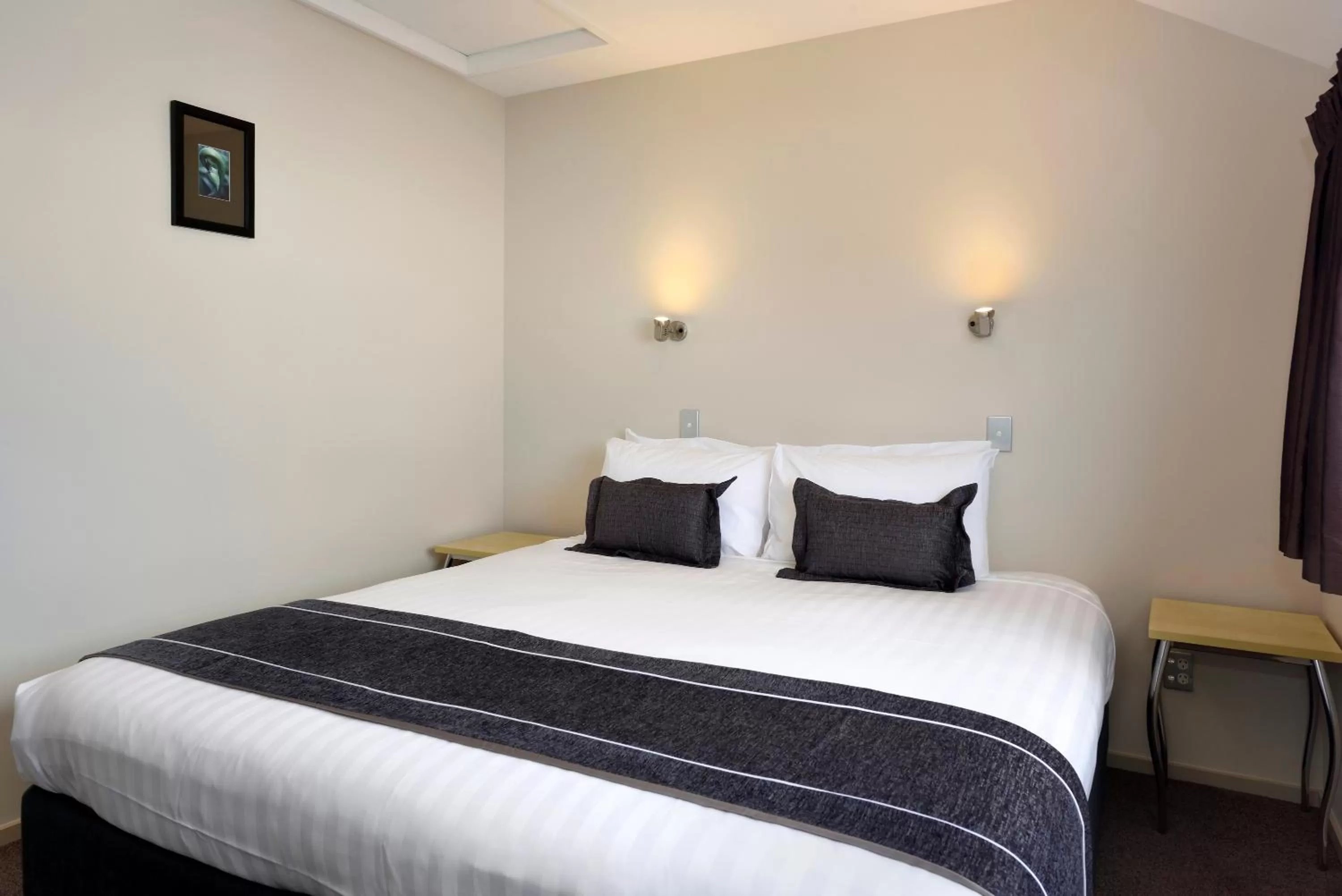 Bedroom, Bed in 171 On High Motel