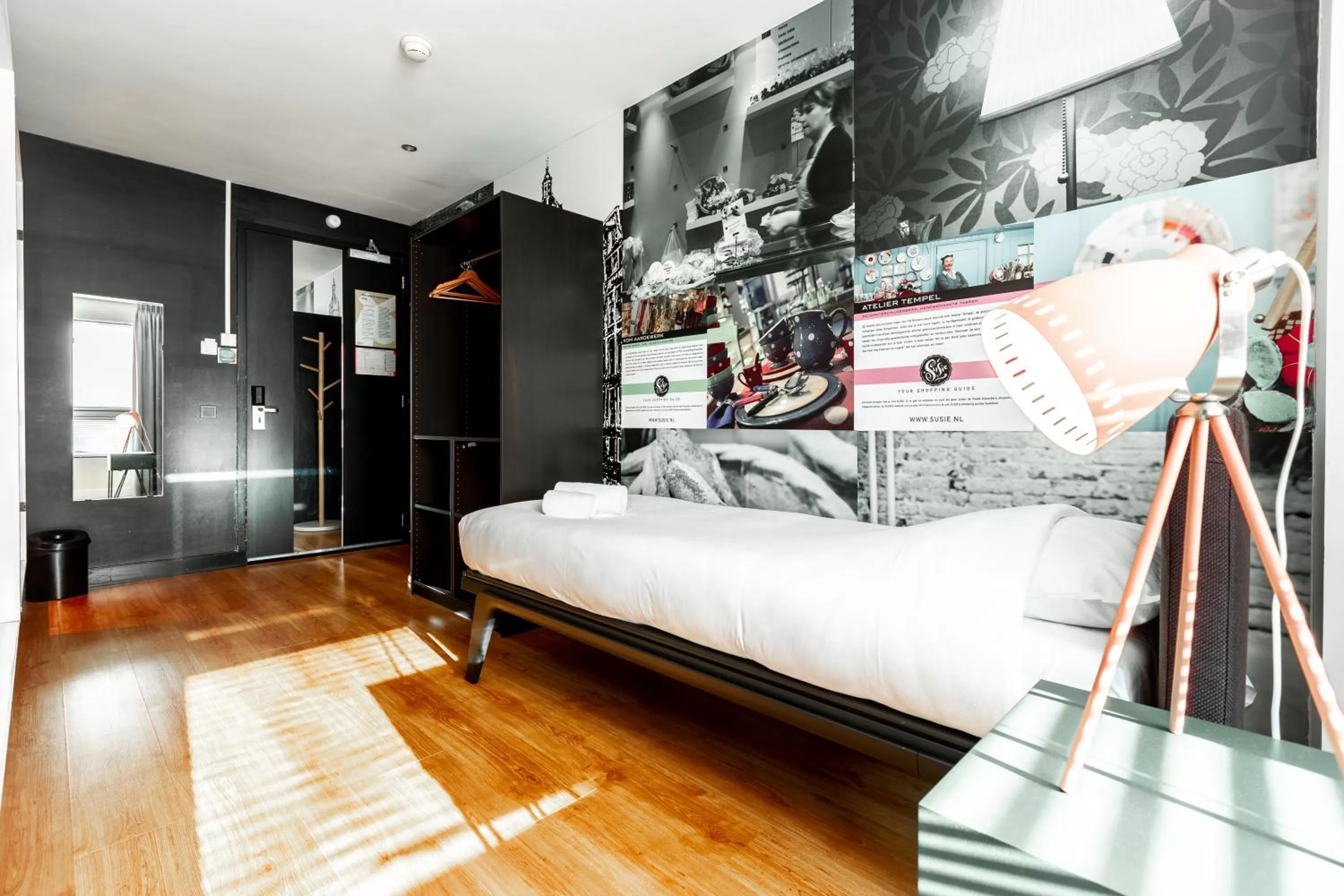 Bed in Qbic Amsterdam WTC