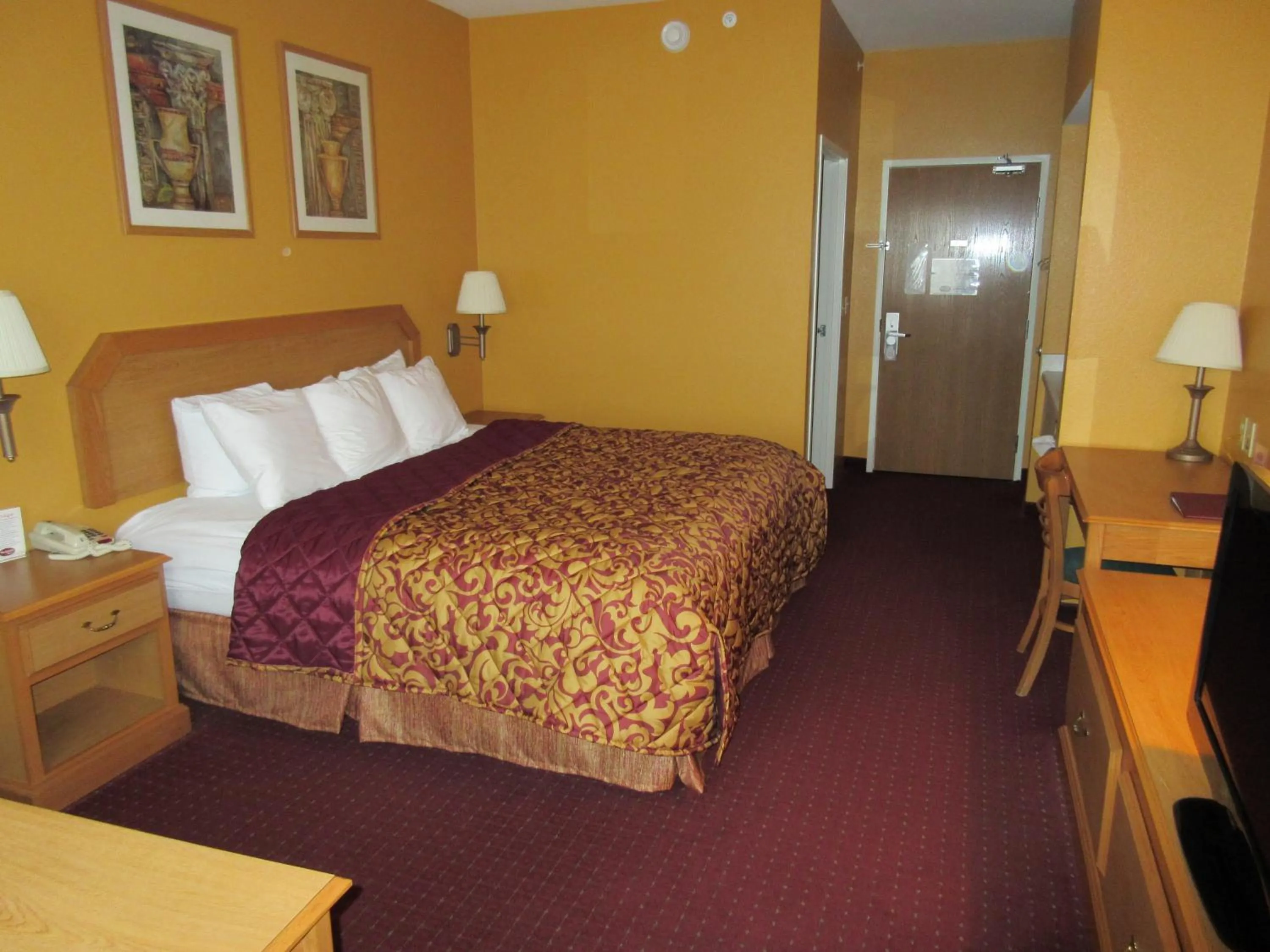 Bed in Parkfield Inn - Warsaw