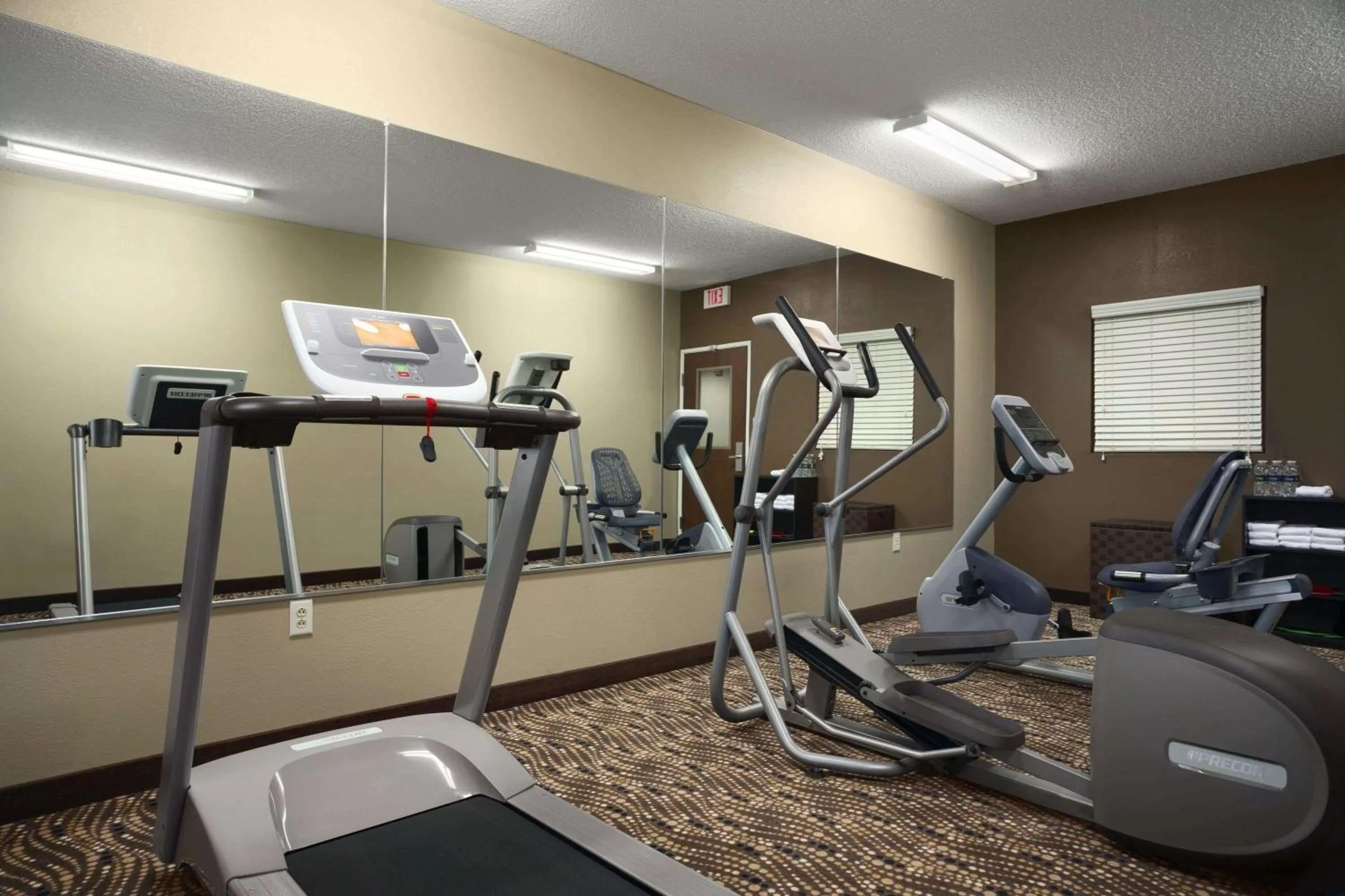 Fitness centre/facilities in Sonesta Essential Fairmont