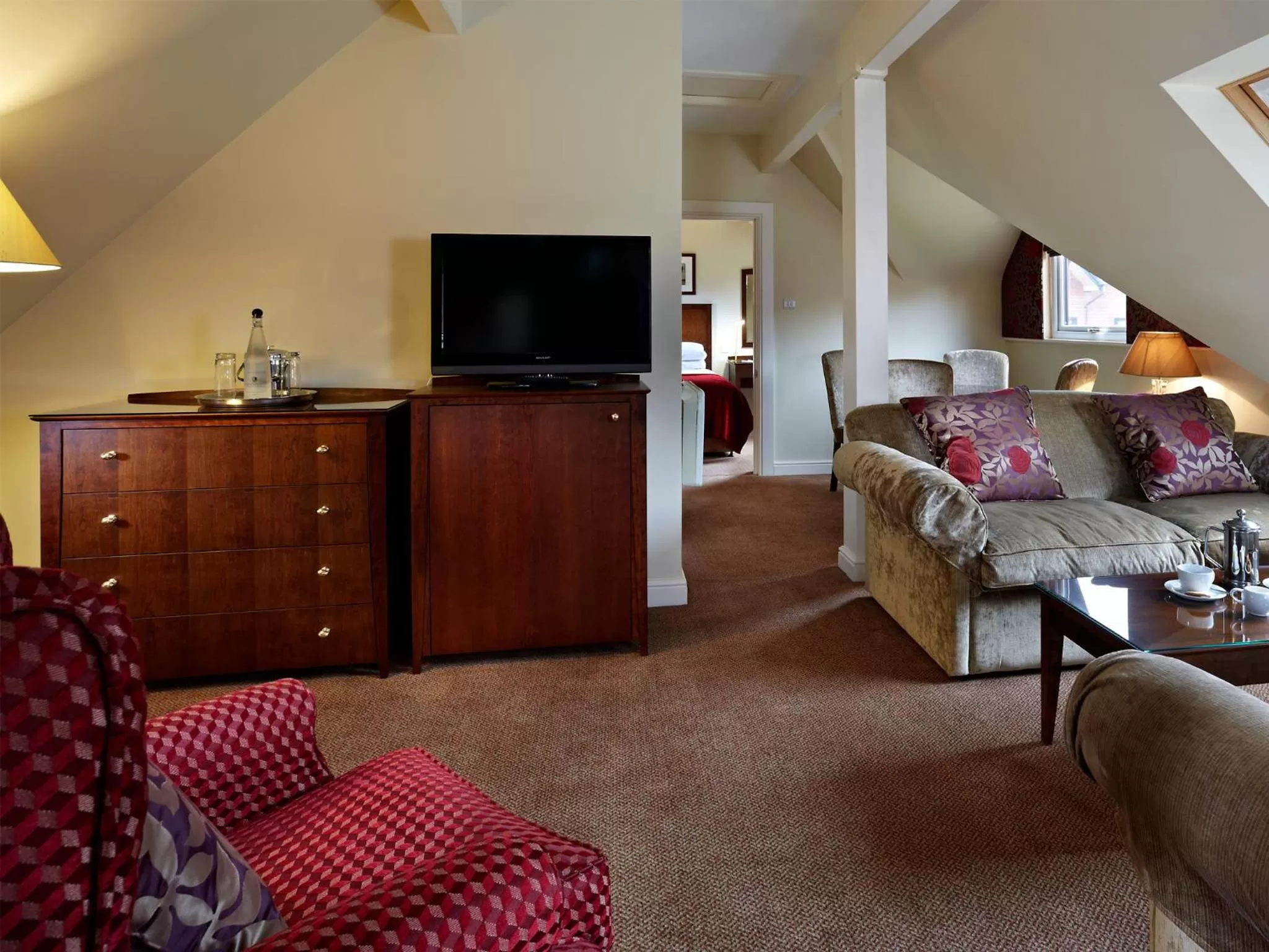 Bedroom in Elmers Court Hotel