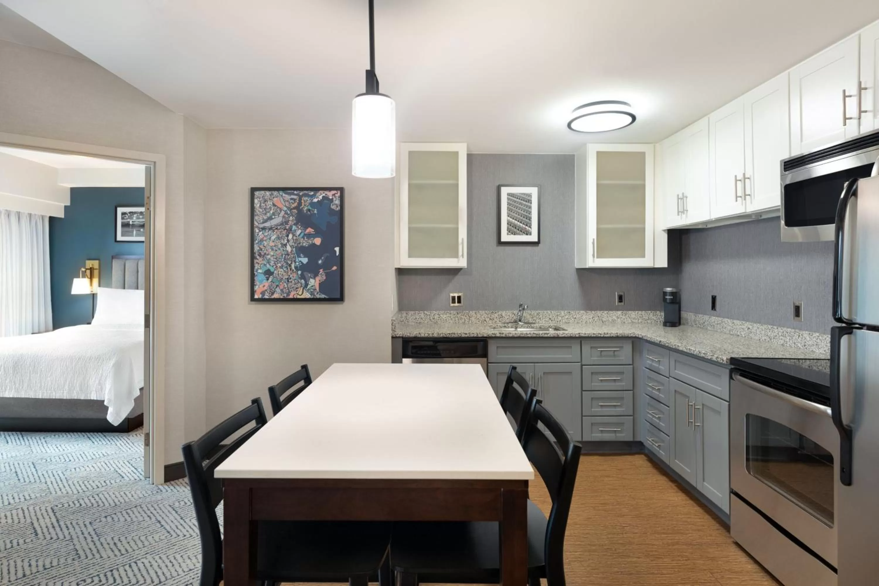 Photo of the whole room, Bed in Residence Inn by Marriott Boston Back Bay/Fenway