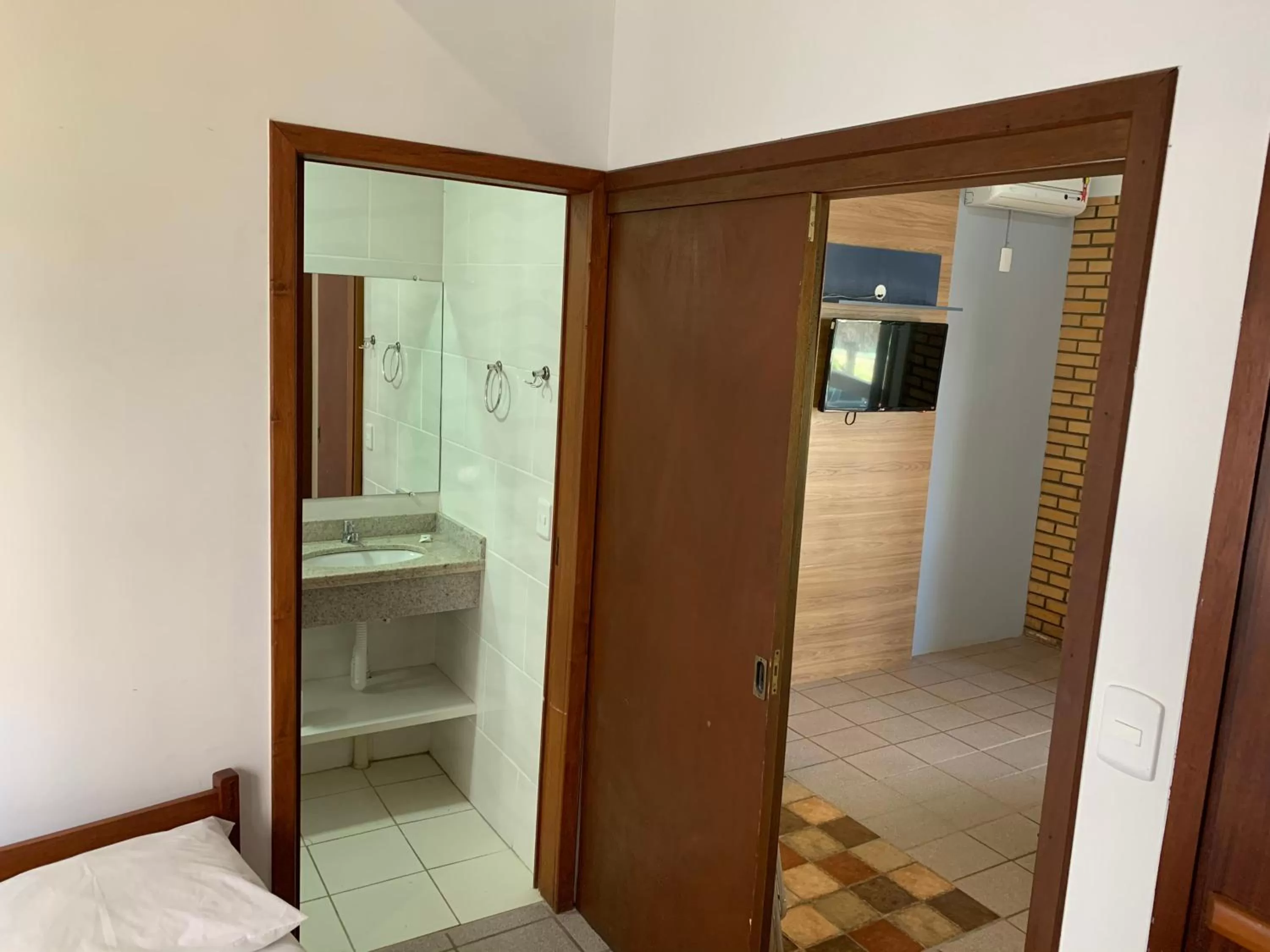 Bathroom in Beach House Floripa - Sunset