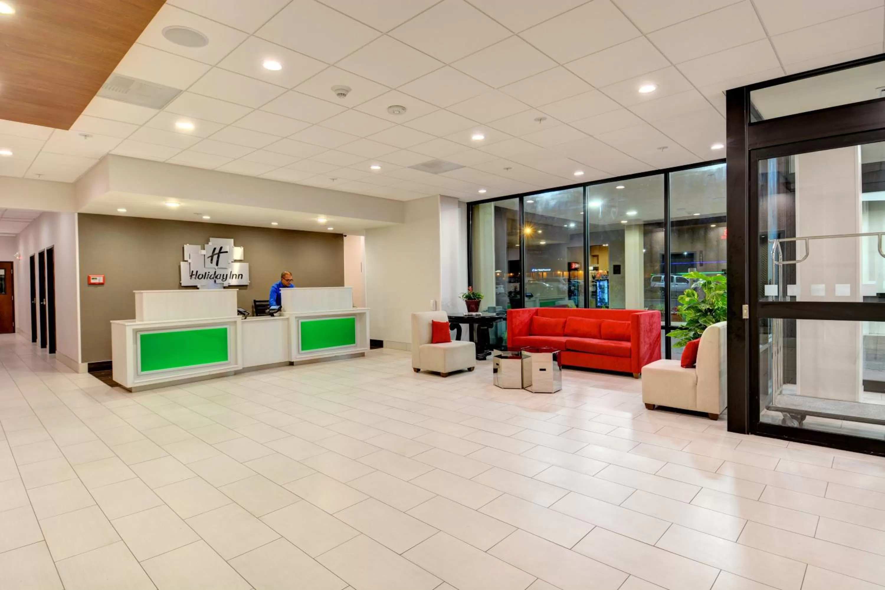 Property building in Holiday Inn - Salem by IHG