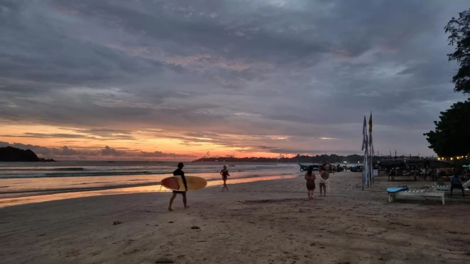 Beach in Weligama Ocean Breeze