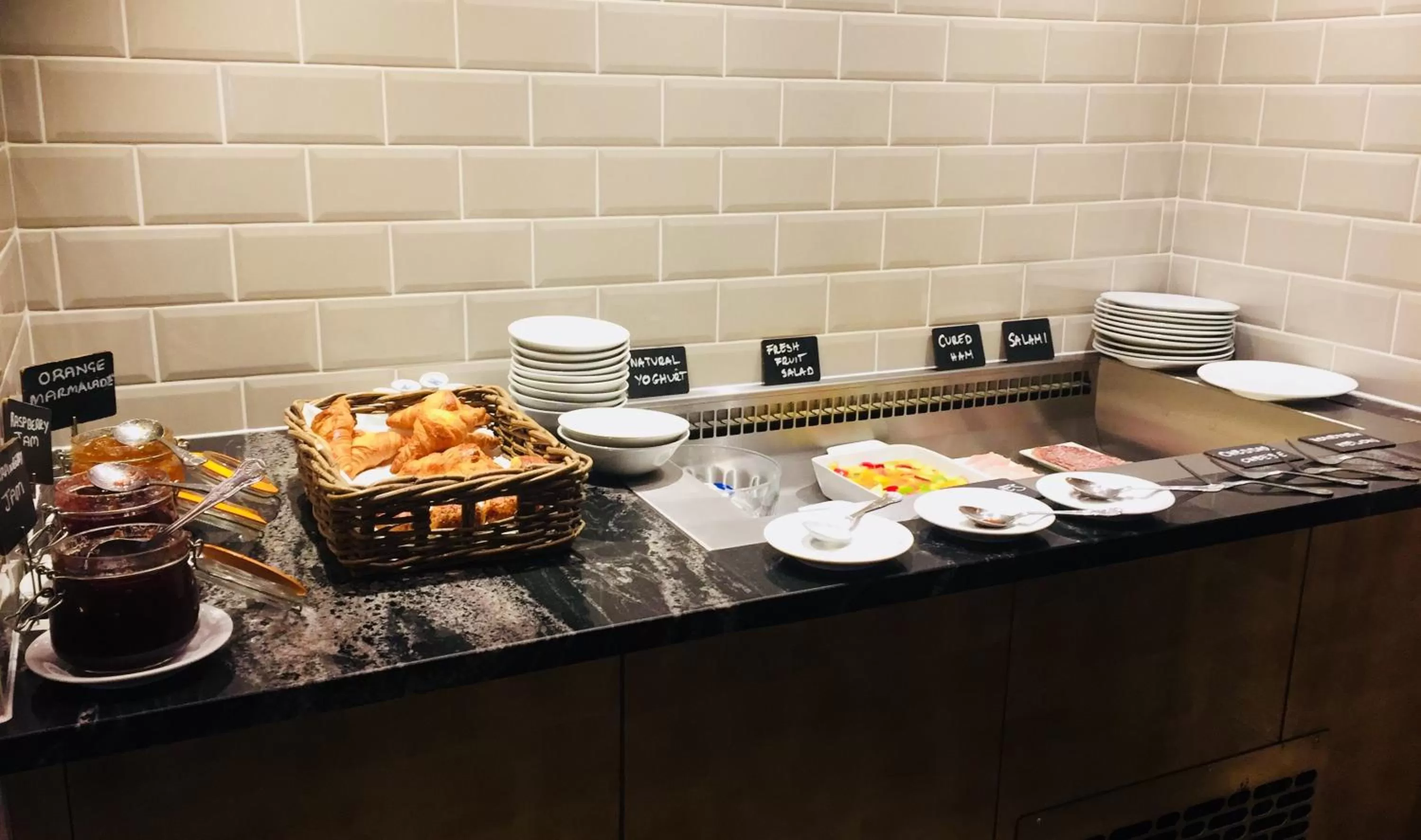 Breakfast in Burlington Hotel, BW Premier Collection by Best Western