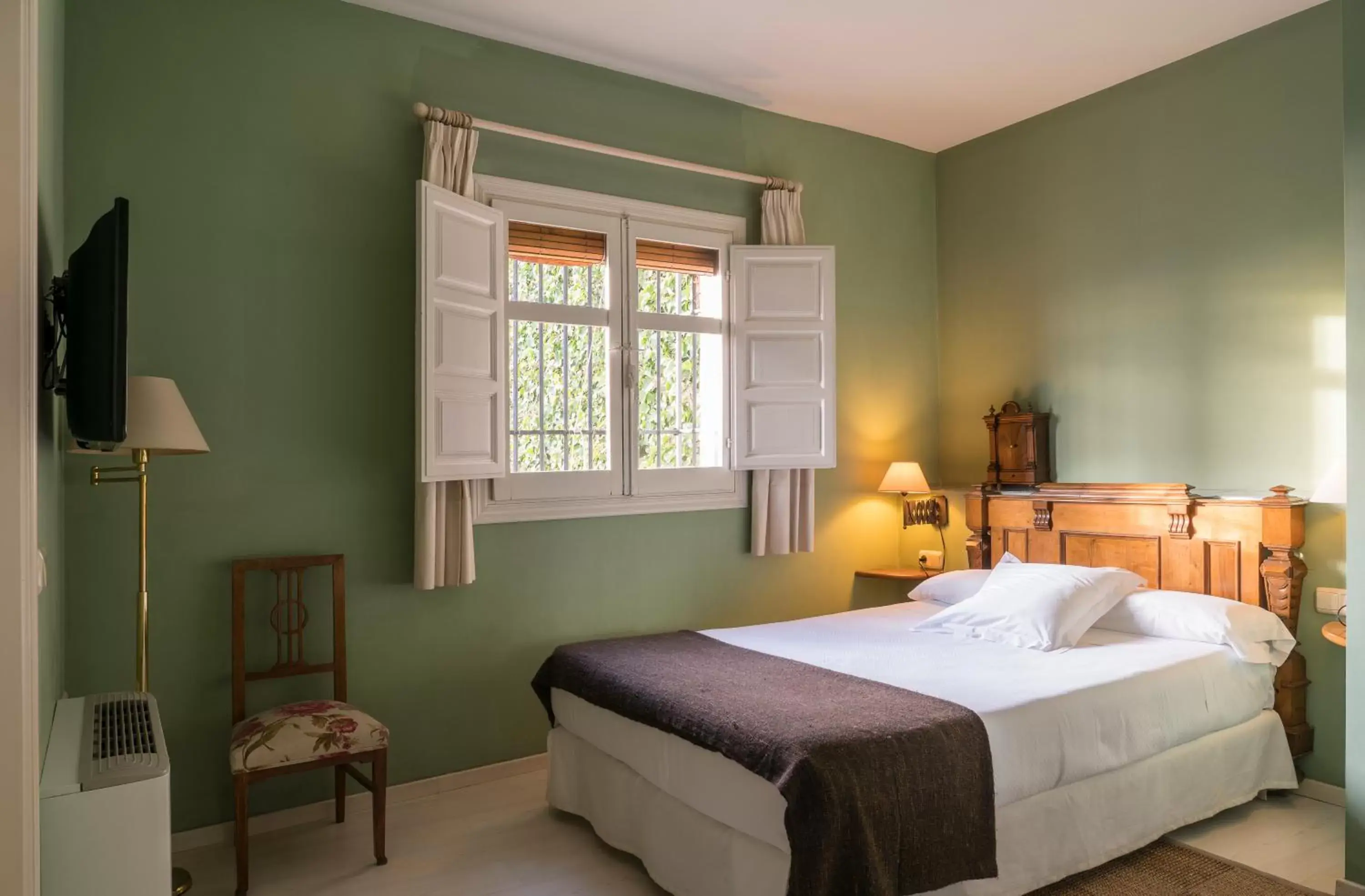 Double Room with Garden View in Carmen de la Alcubilla del Caracol Double Room with Garden View in Carmen de la Alcubilla del Caracol