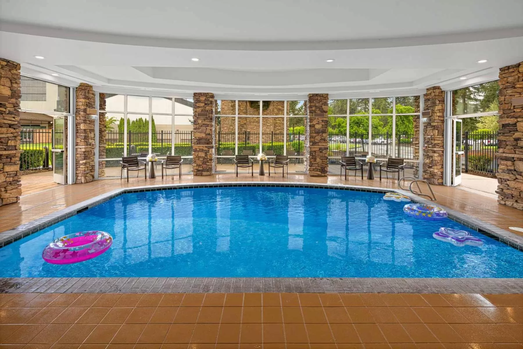 Swimming pool in Lucky Eagle Casino & Hotel (Washington)