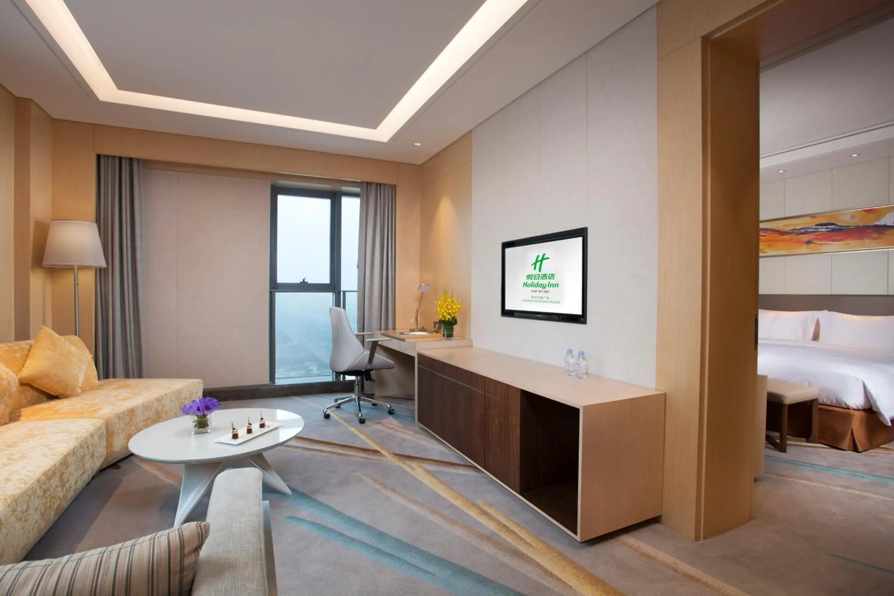 HolidayInn Superior Suite Room in Holiday Inn Suzhou Huirong Plaza, an IHG Hotel HolidayInn Superior Suite Room in Holiday Inn Suzhou Huirong Plaza, an IHG Hotel