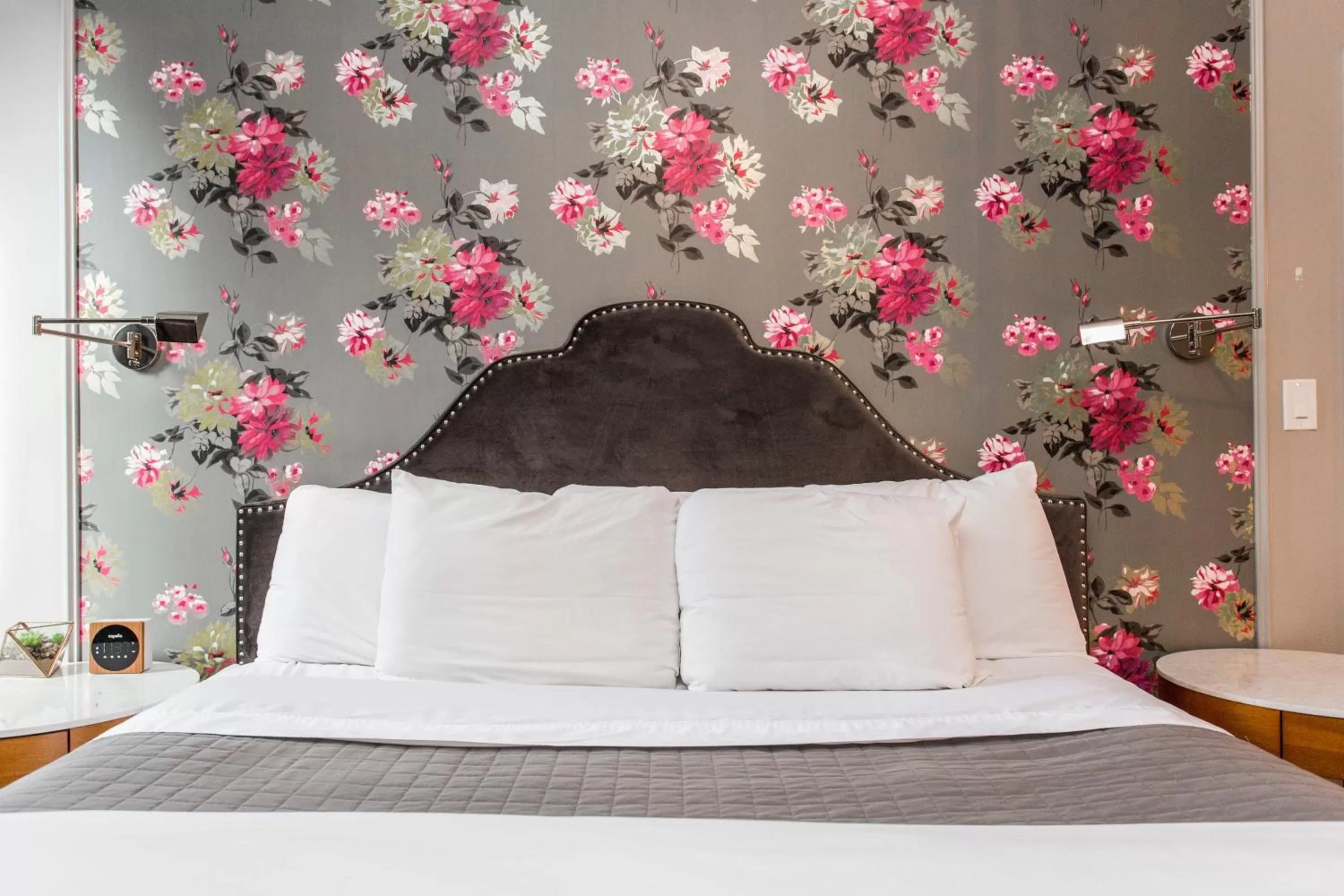 Bed in Wicker Park Inn