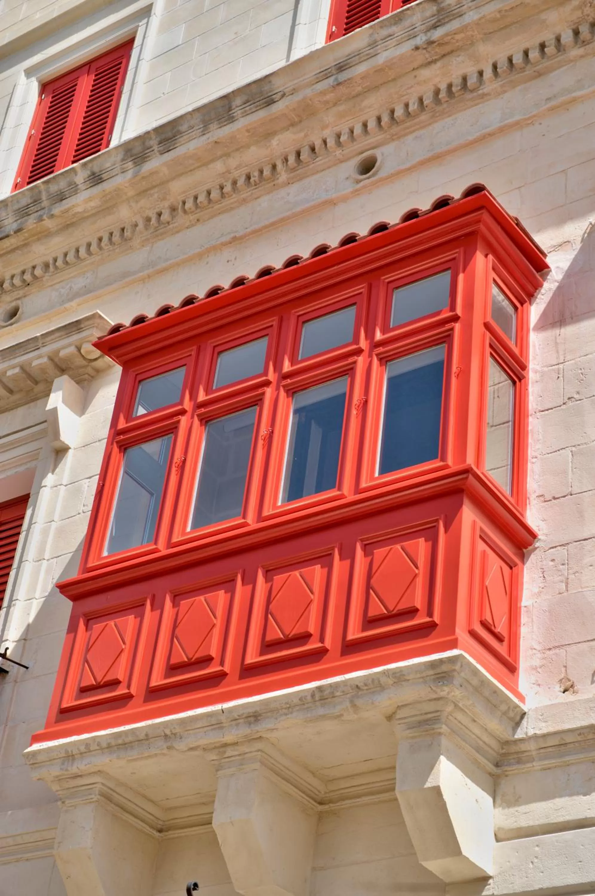 Facade/entrance in Palazzo Violetta