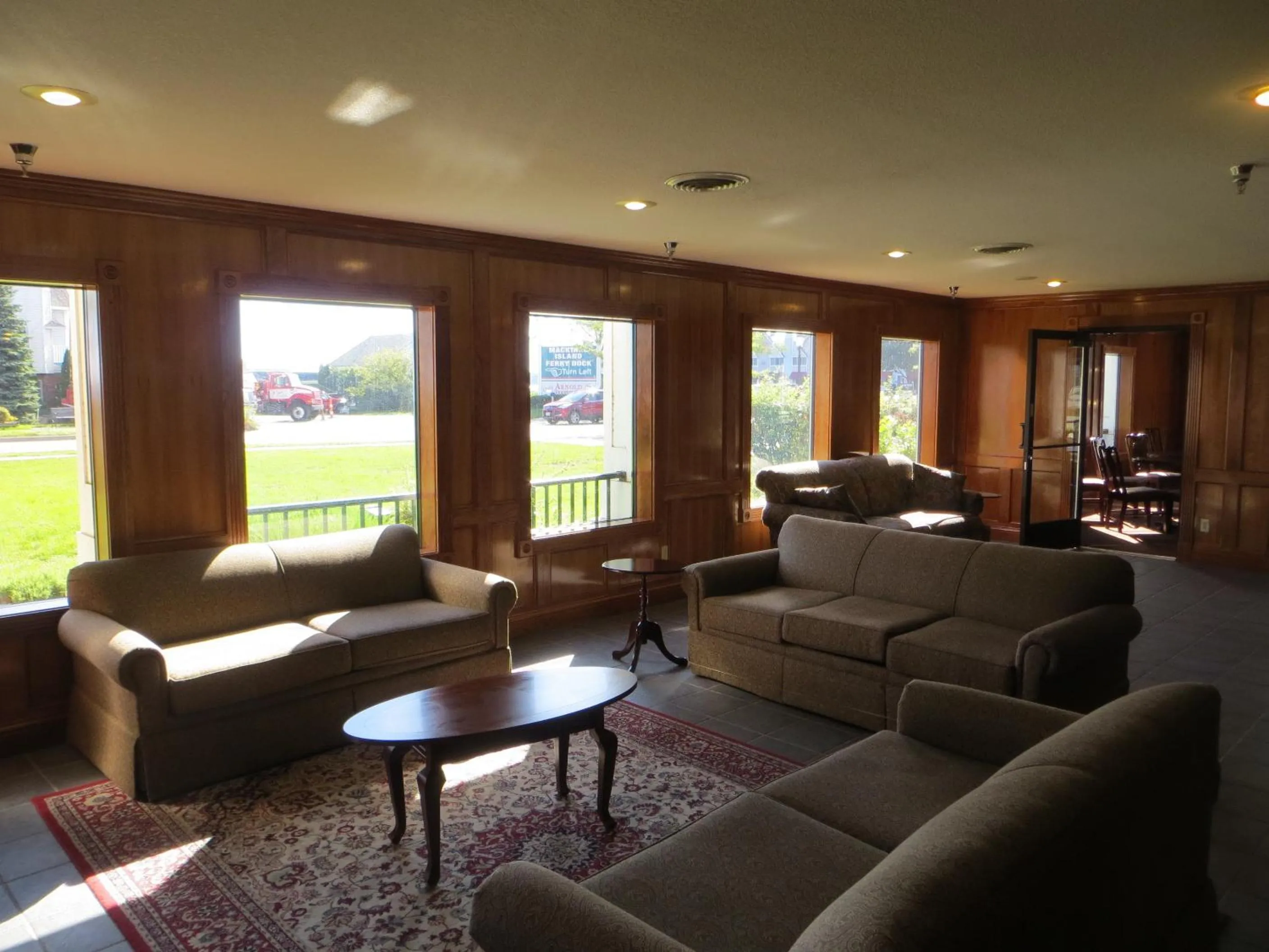 Lobby or reception in Bayside Hotel of Mackinac