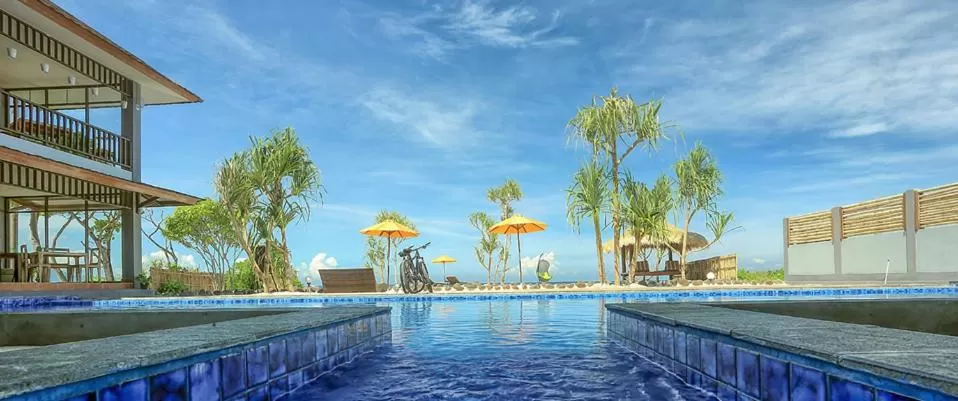 Swimming Pool in Sunset House Gili Meno