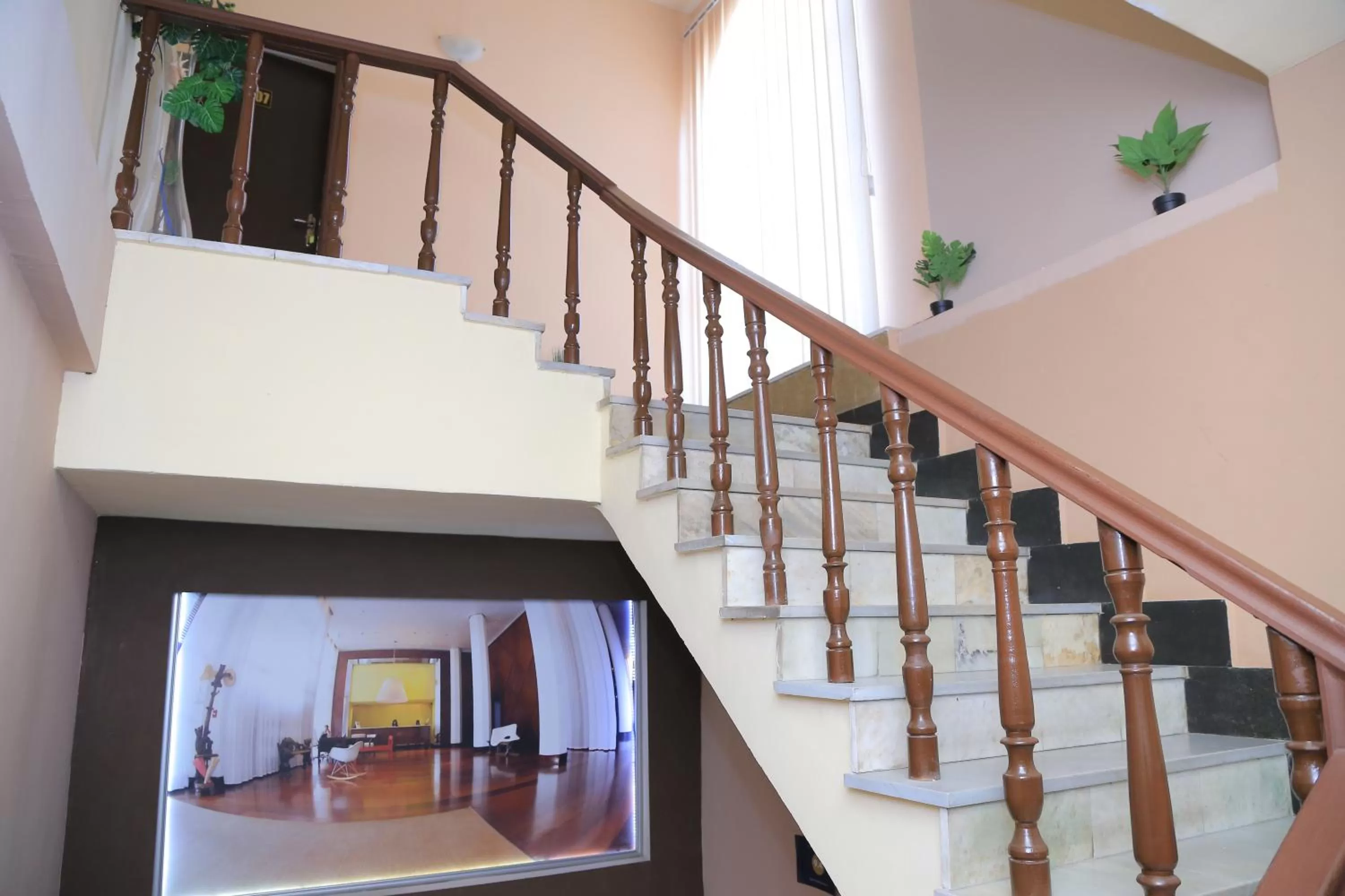 Lobby or reception in Elkoaparthotel