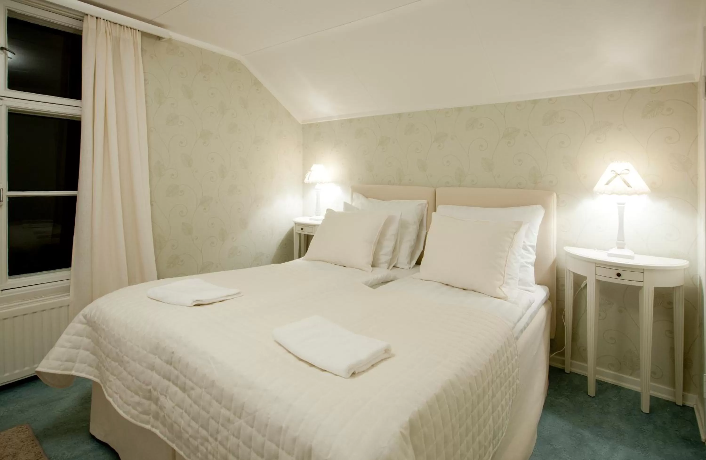 Bedroom, Bed in Ahlströmin Ruukki Noormarkku