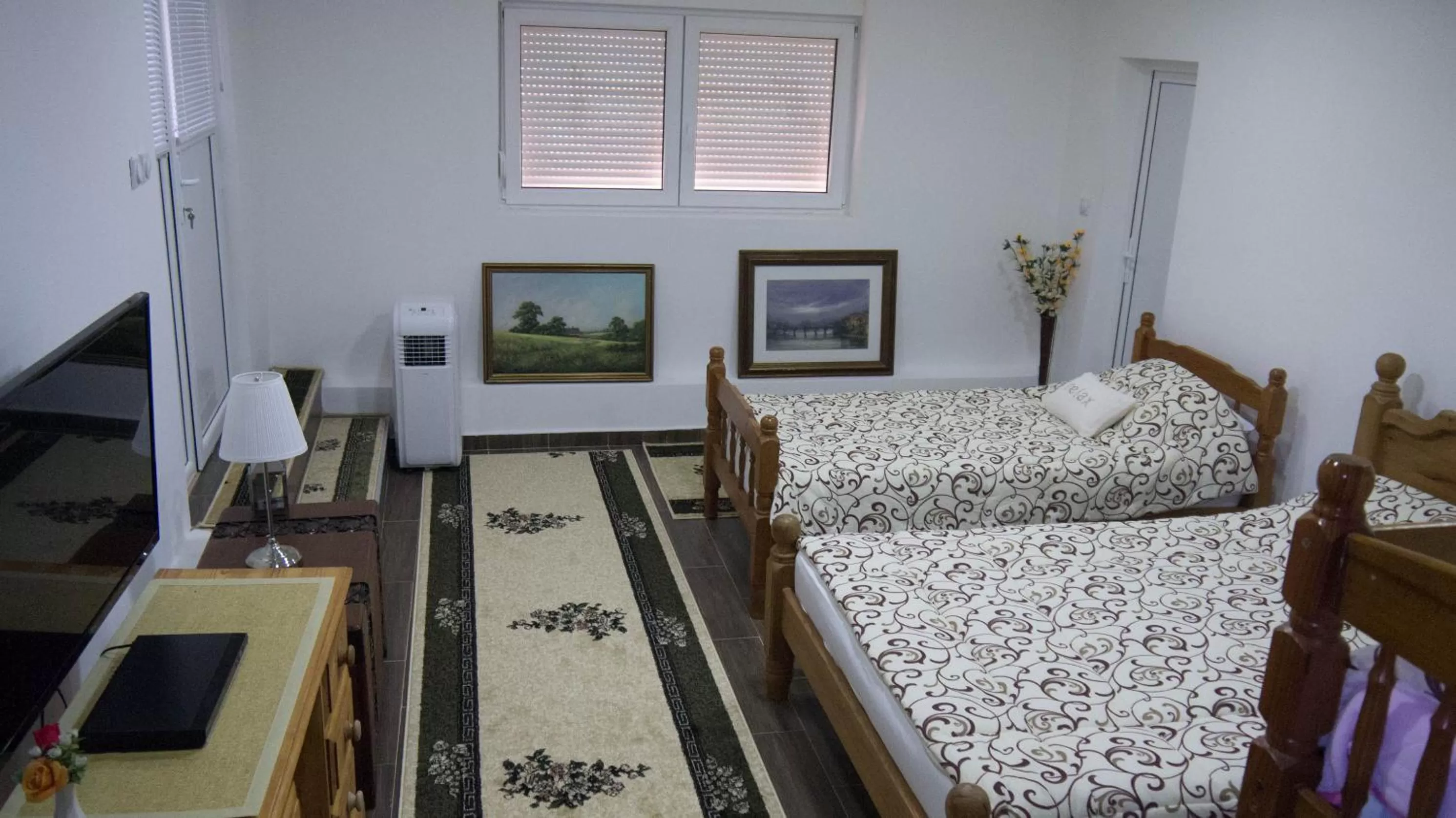 Photo of the whole room in Villa Lola & Nikola