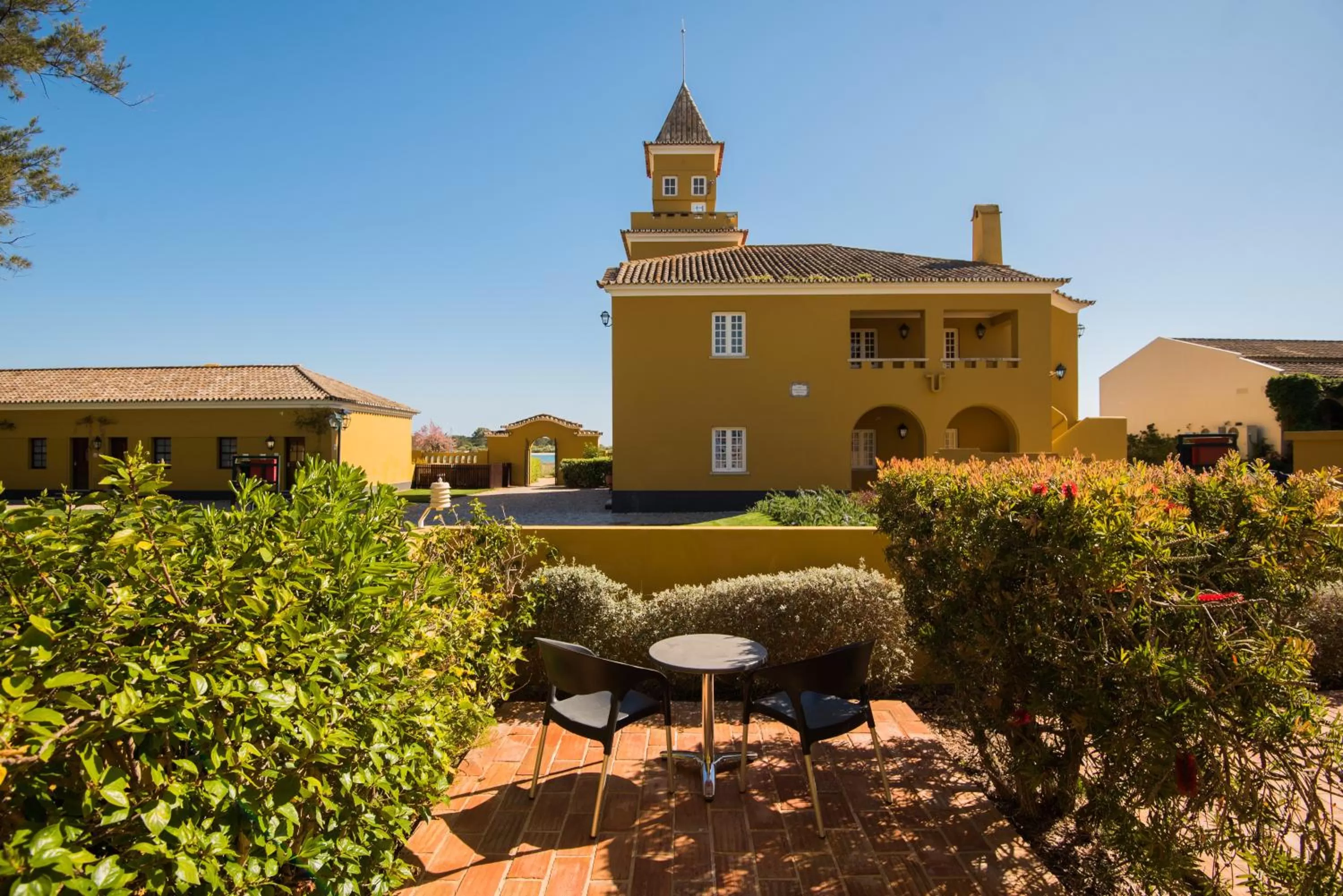 Garden view in Vila Gale Albacora