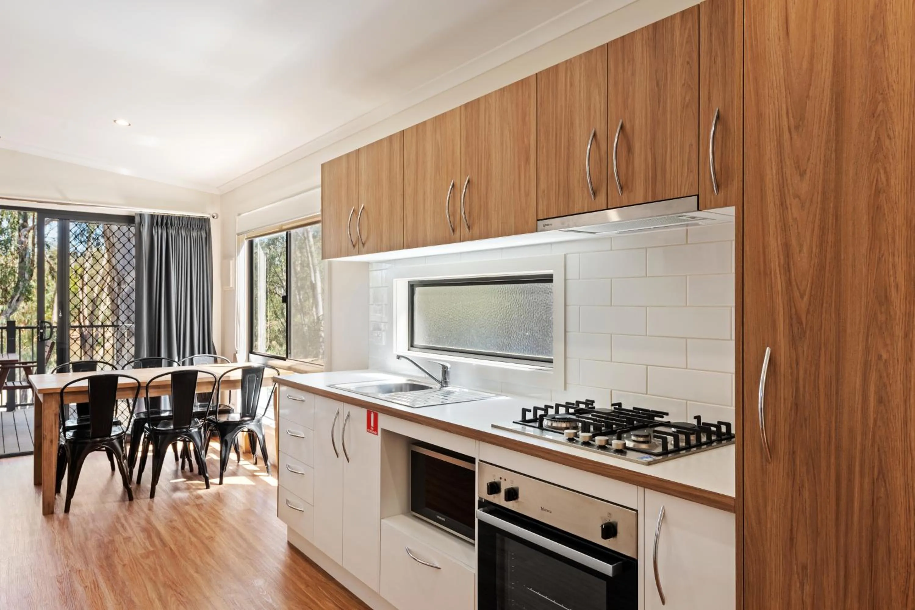 Kitchen or kitchenette in Discovery Parks - Maidens Inn Moama