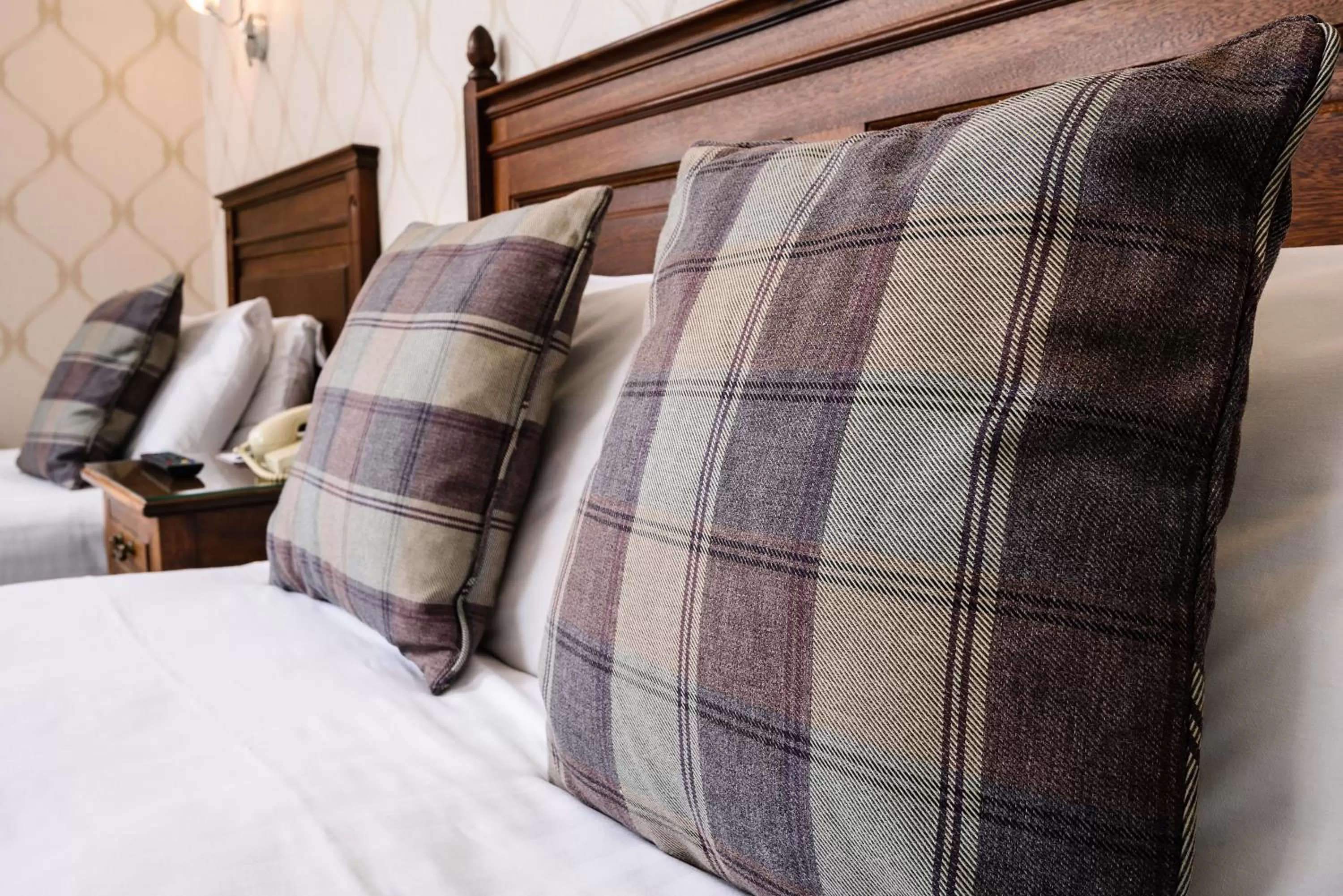 Bedroom, Bed in The Atholl Palace