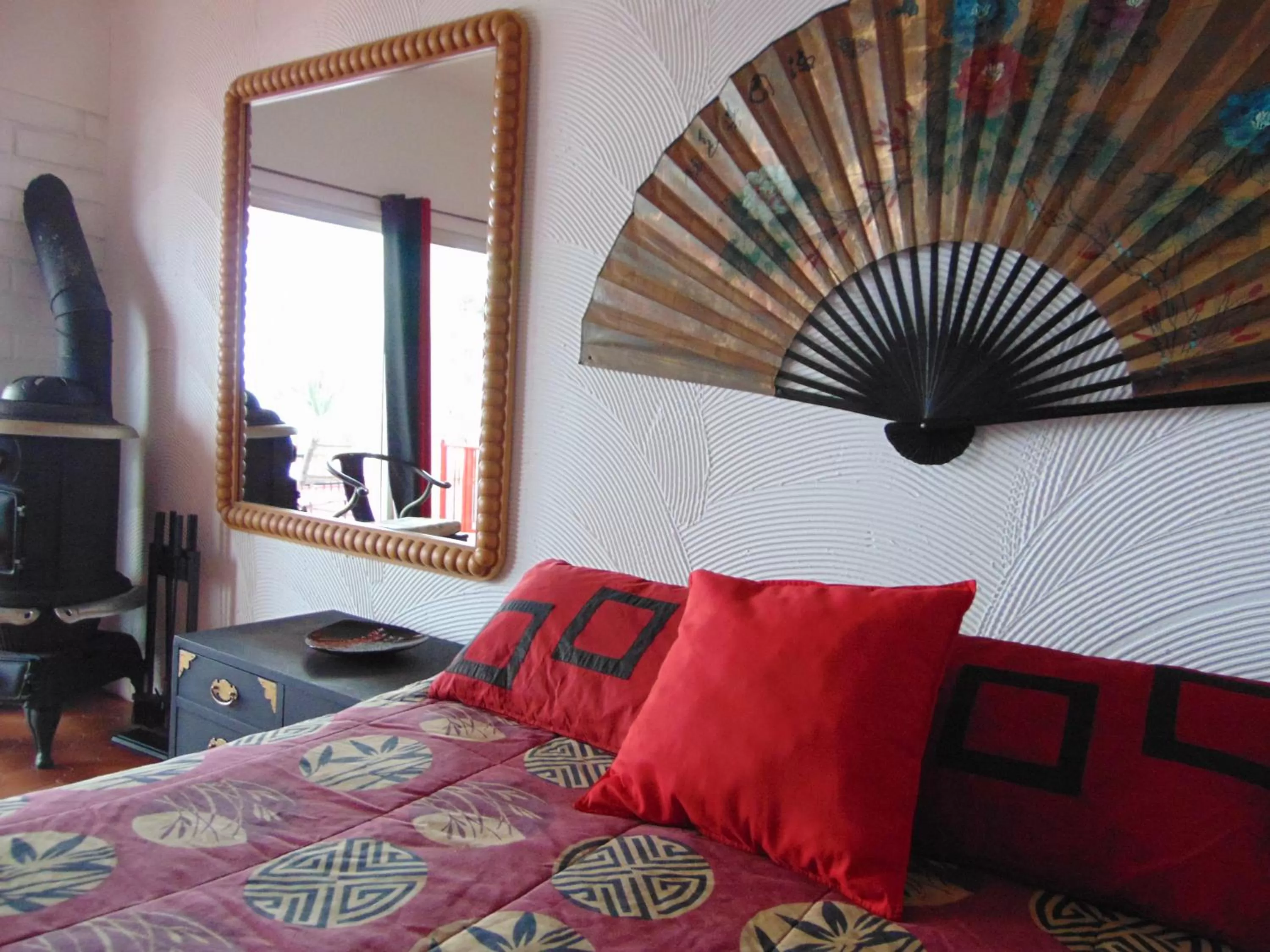 Bed in Poco Cielo Hotel