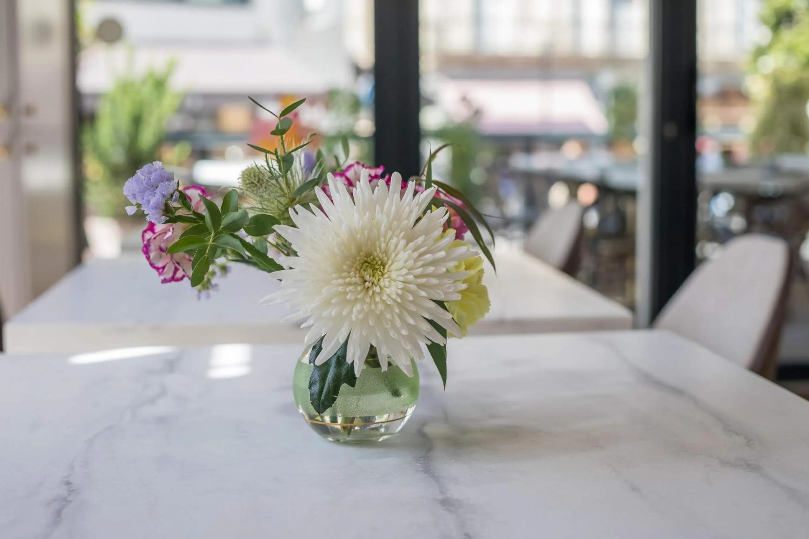 Decorative detail in Hôtel Cosmopolitain