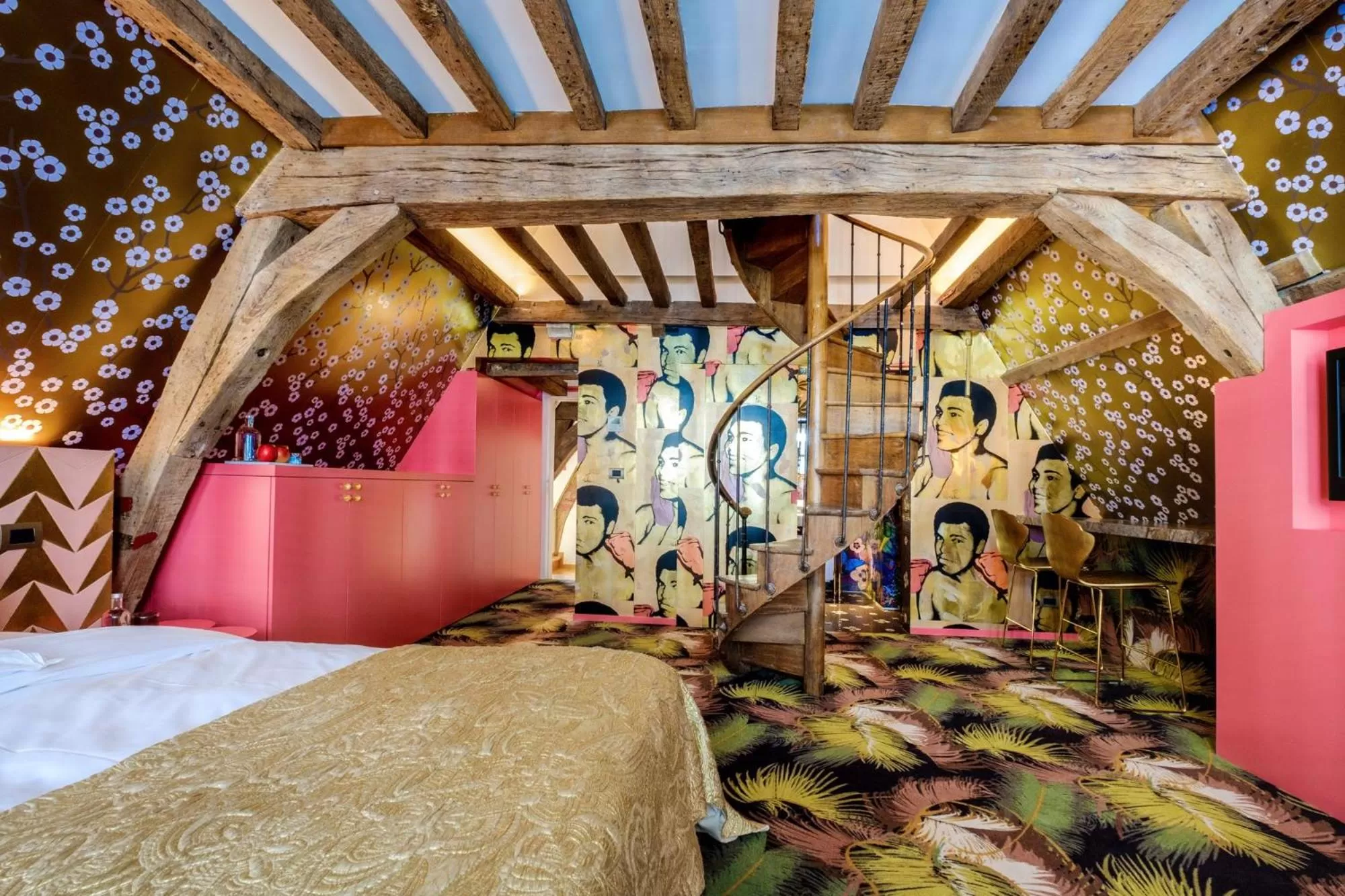 Photo of the whole room, Bed in Hotel De Witte Lelie -Small Luxury Hotels of the World