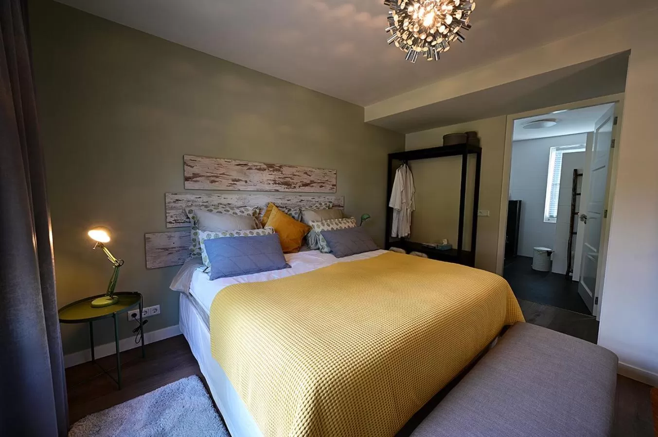 Bed in De Lakenvelder B&B Eersel