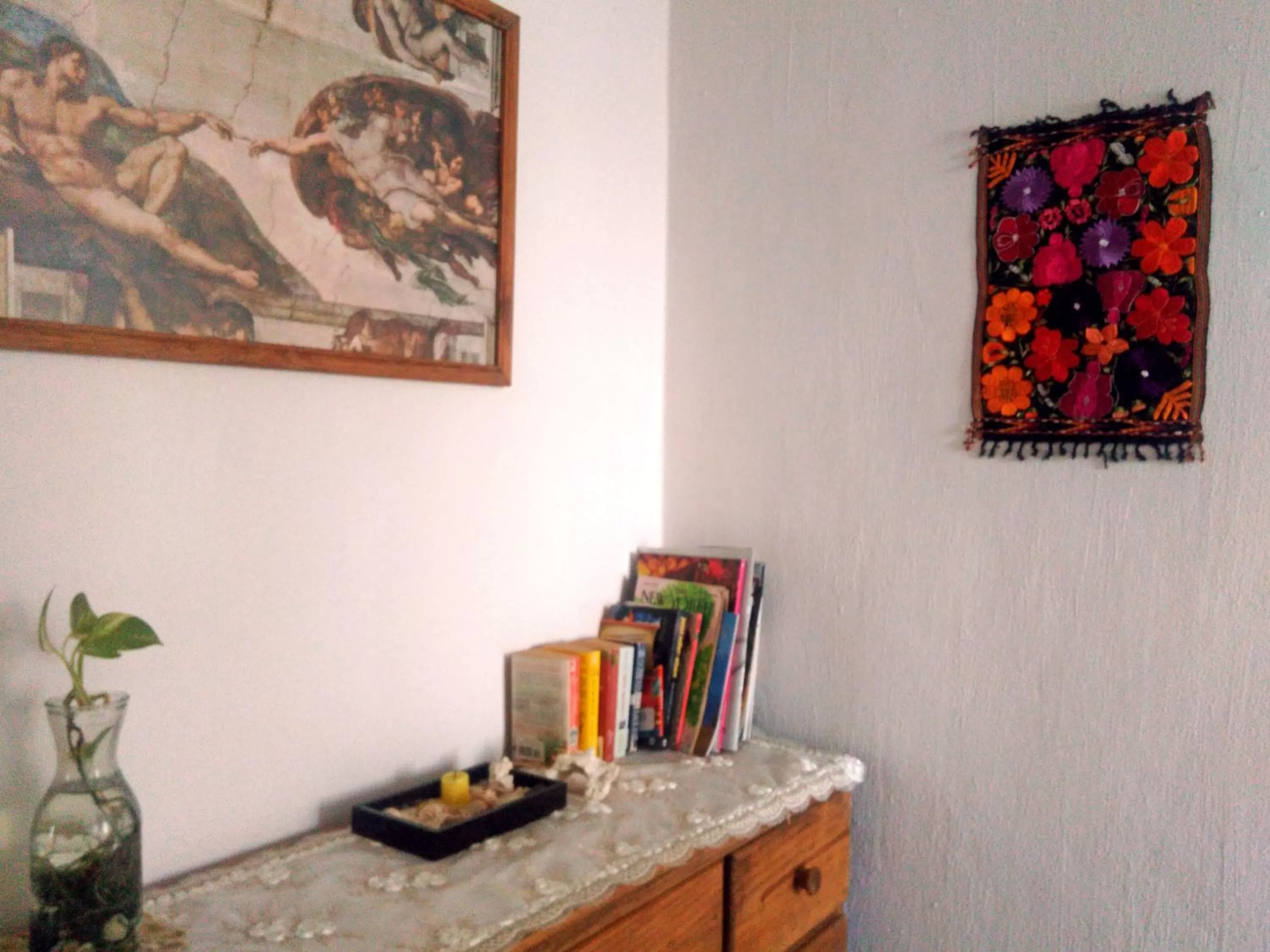 Decorative detail in Los Caracoles Bed & Breakfast