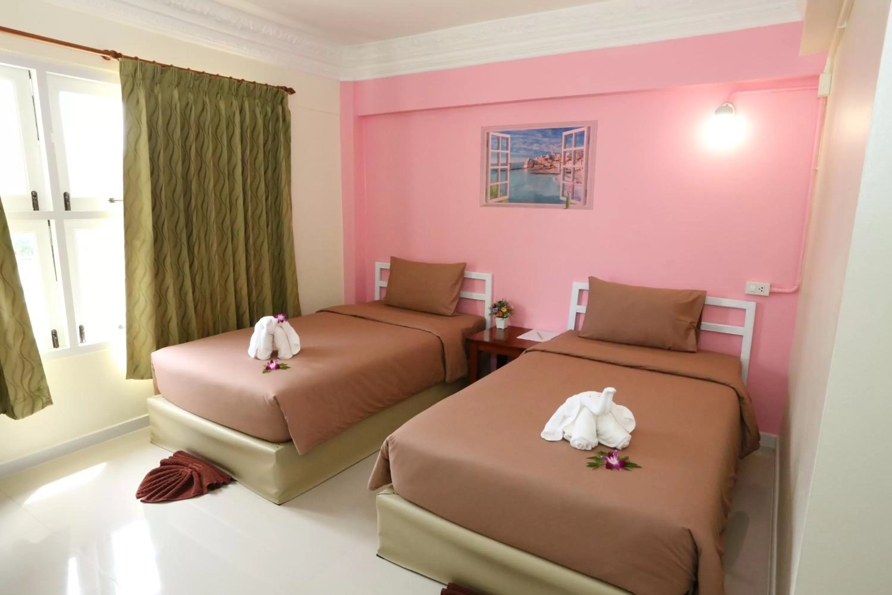 Photo of the whole room, Bed in Anchalee Resort
