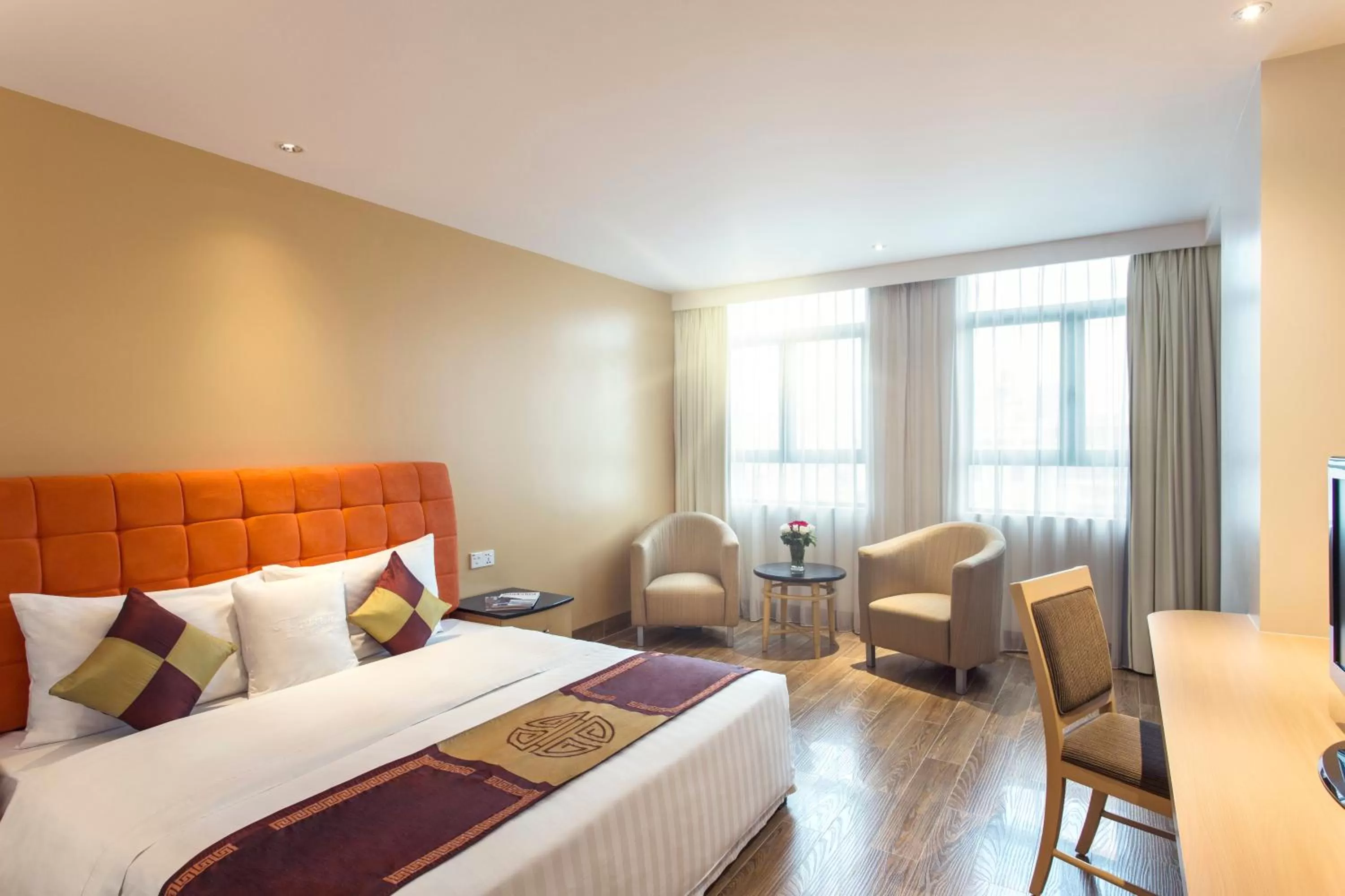 Bed in Fortuna Hotel Hanoi