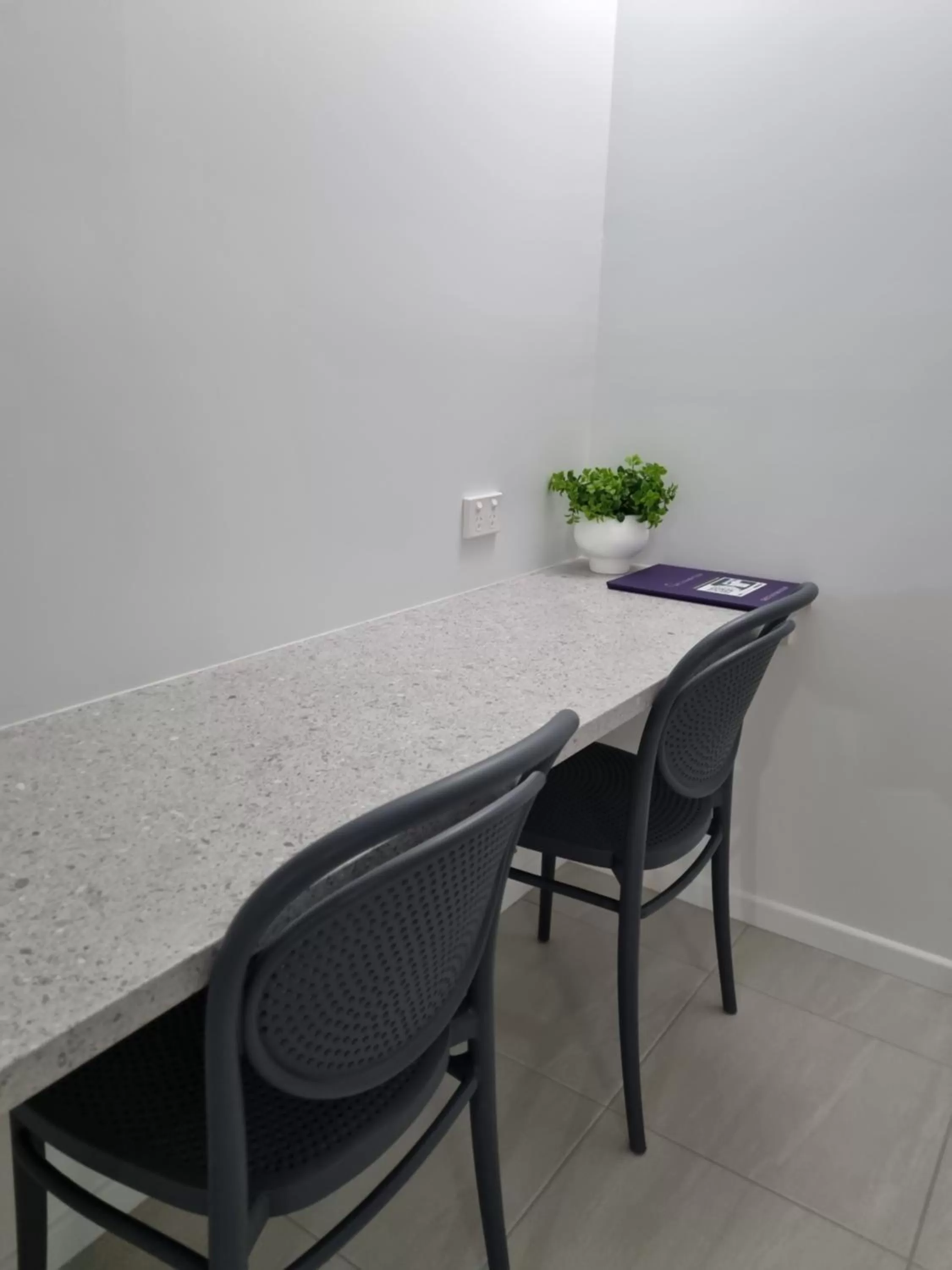 Seating area in Rockhampton Serviced Apartments