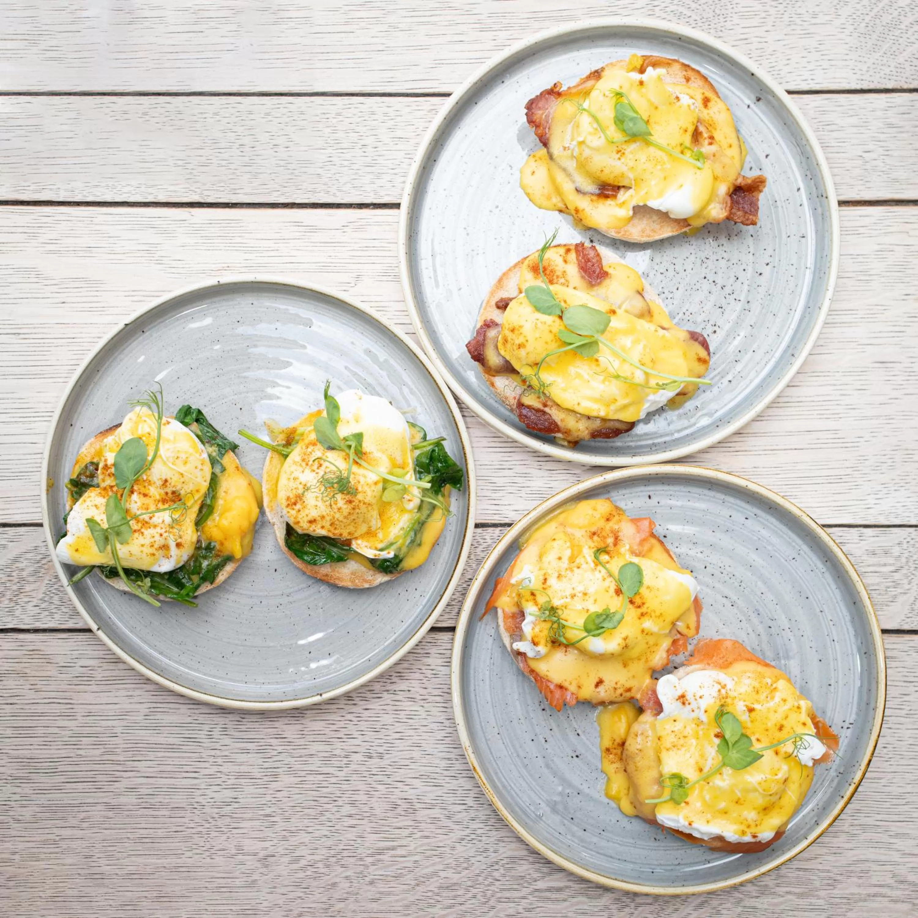 Restaurant/places to eat in Kew Gardens Hotel