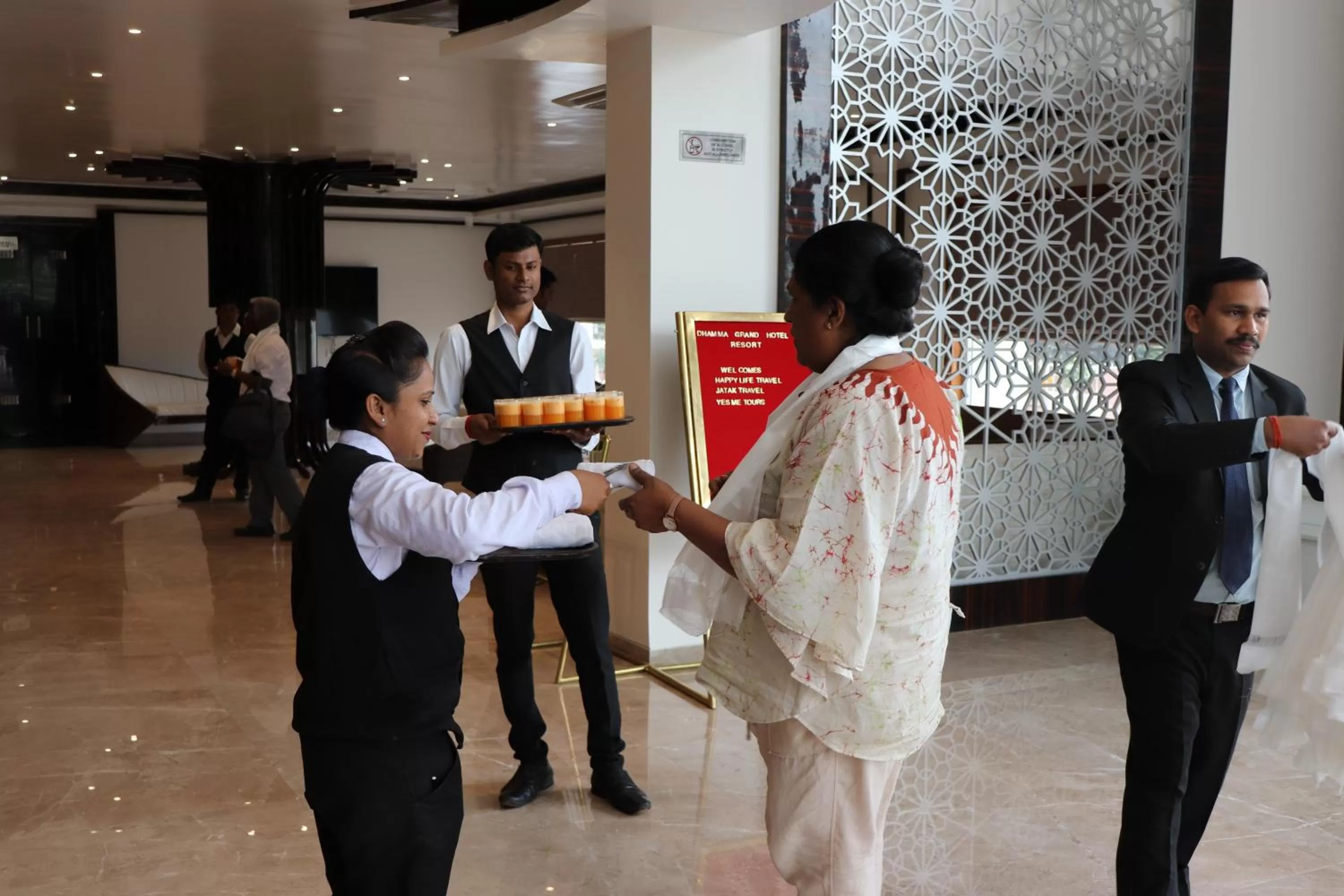 Dhamma Grand Hotel Resort