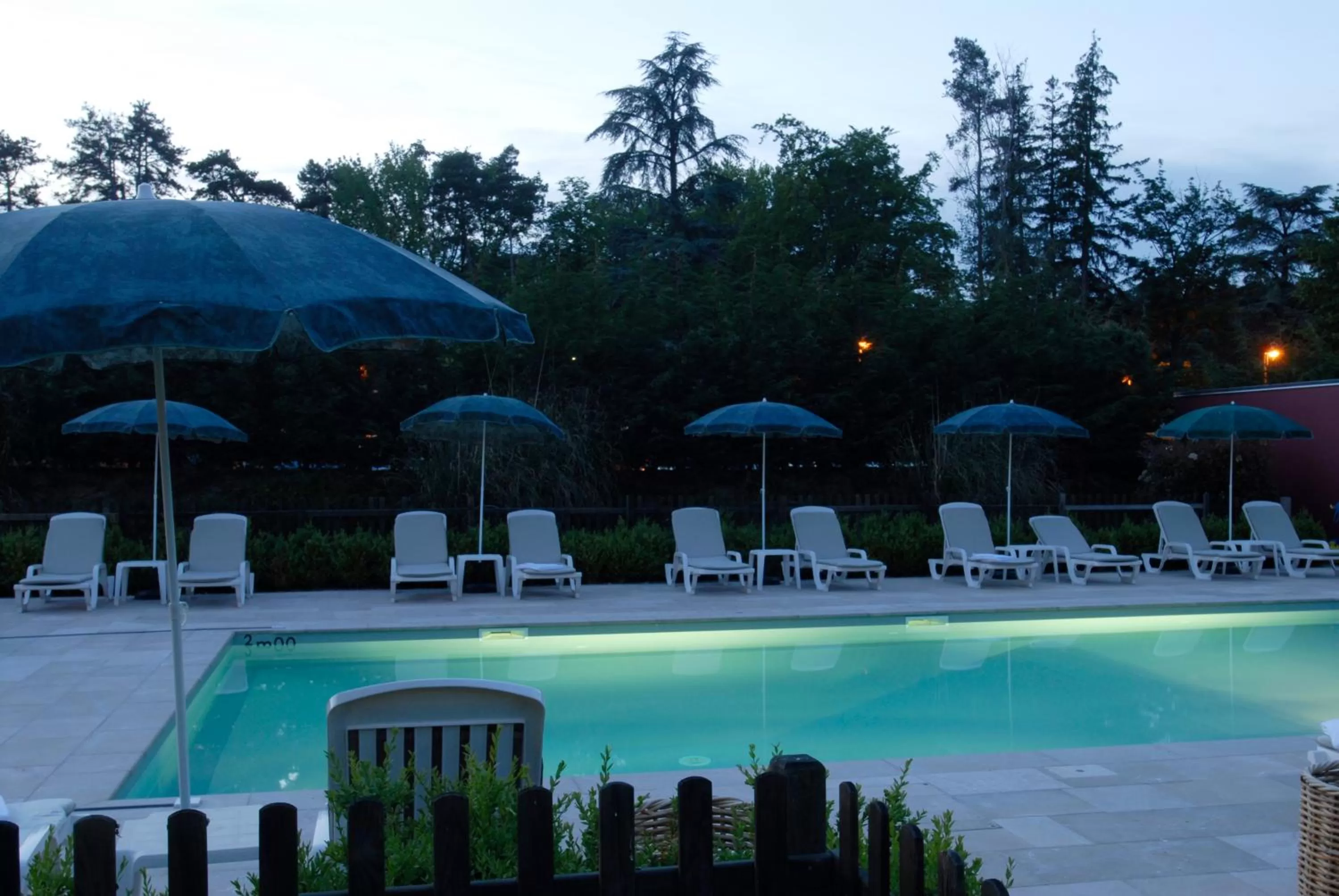 Swimming pool in Hotel La Barcarolle