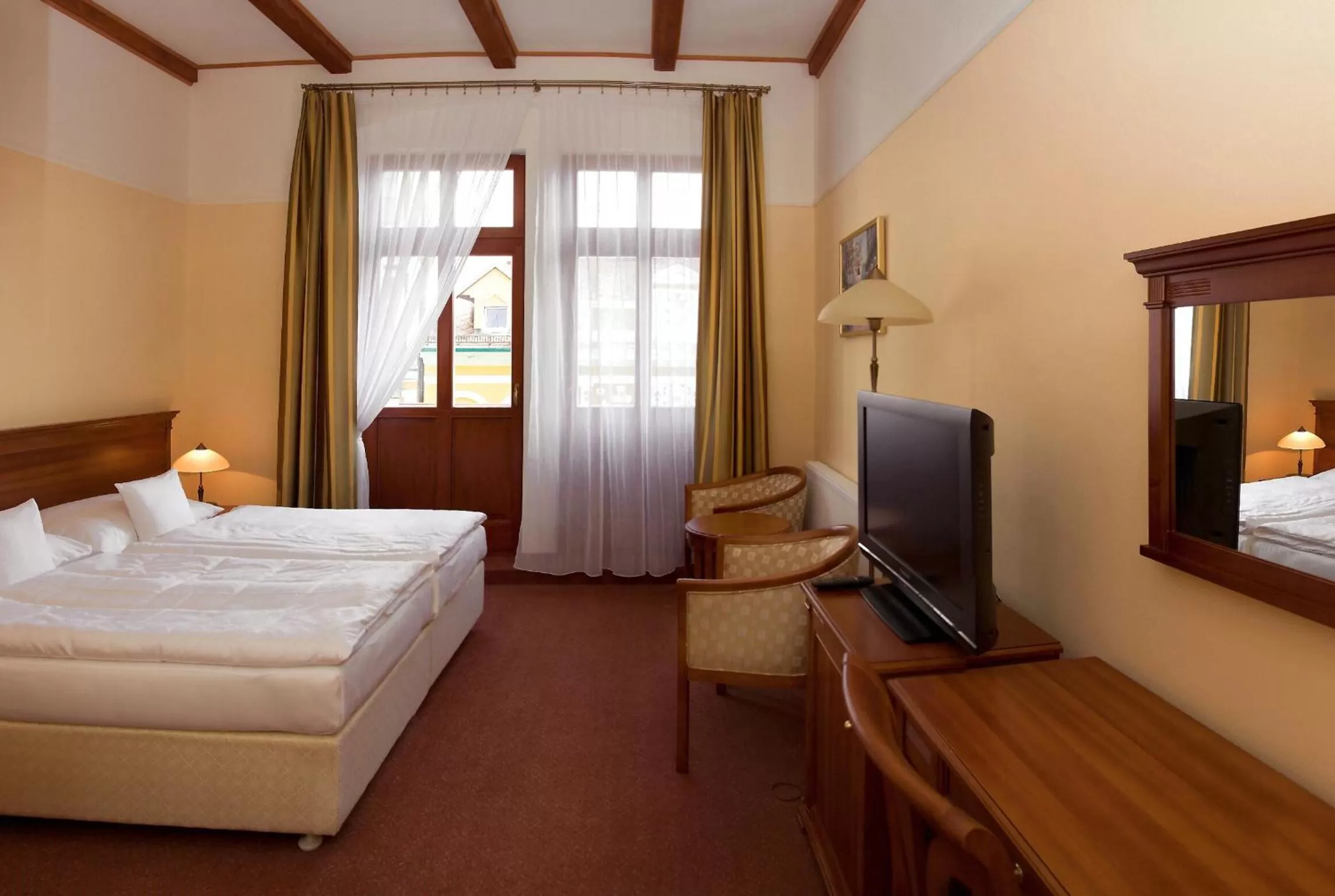 Photo of the whole room, TV/Entertainment Center in Wellness Hotel Ida