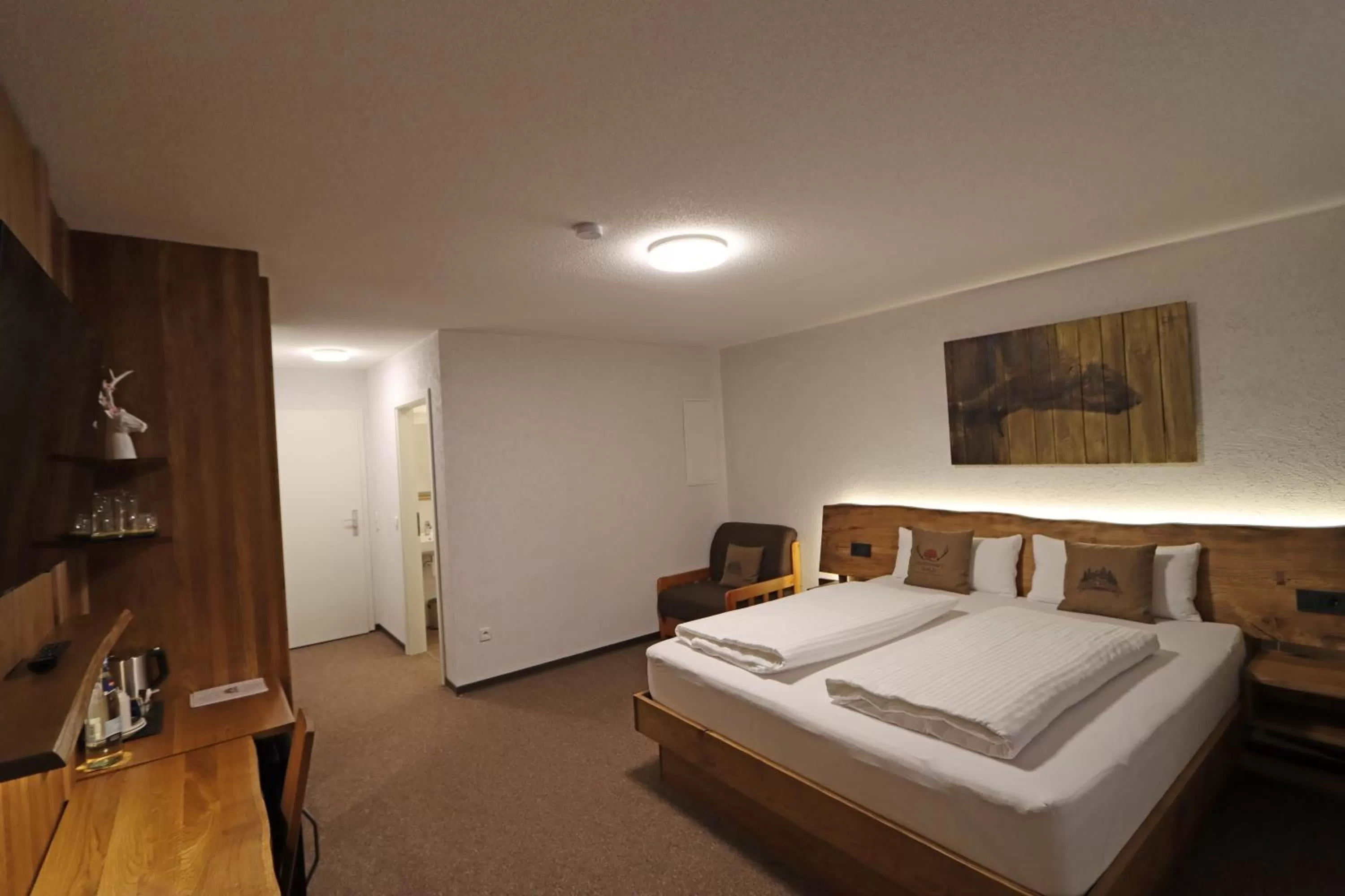 Photo of the whole room in Hotel Kreuz Höhengasthof