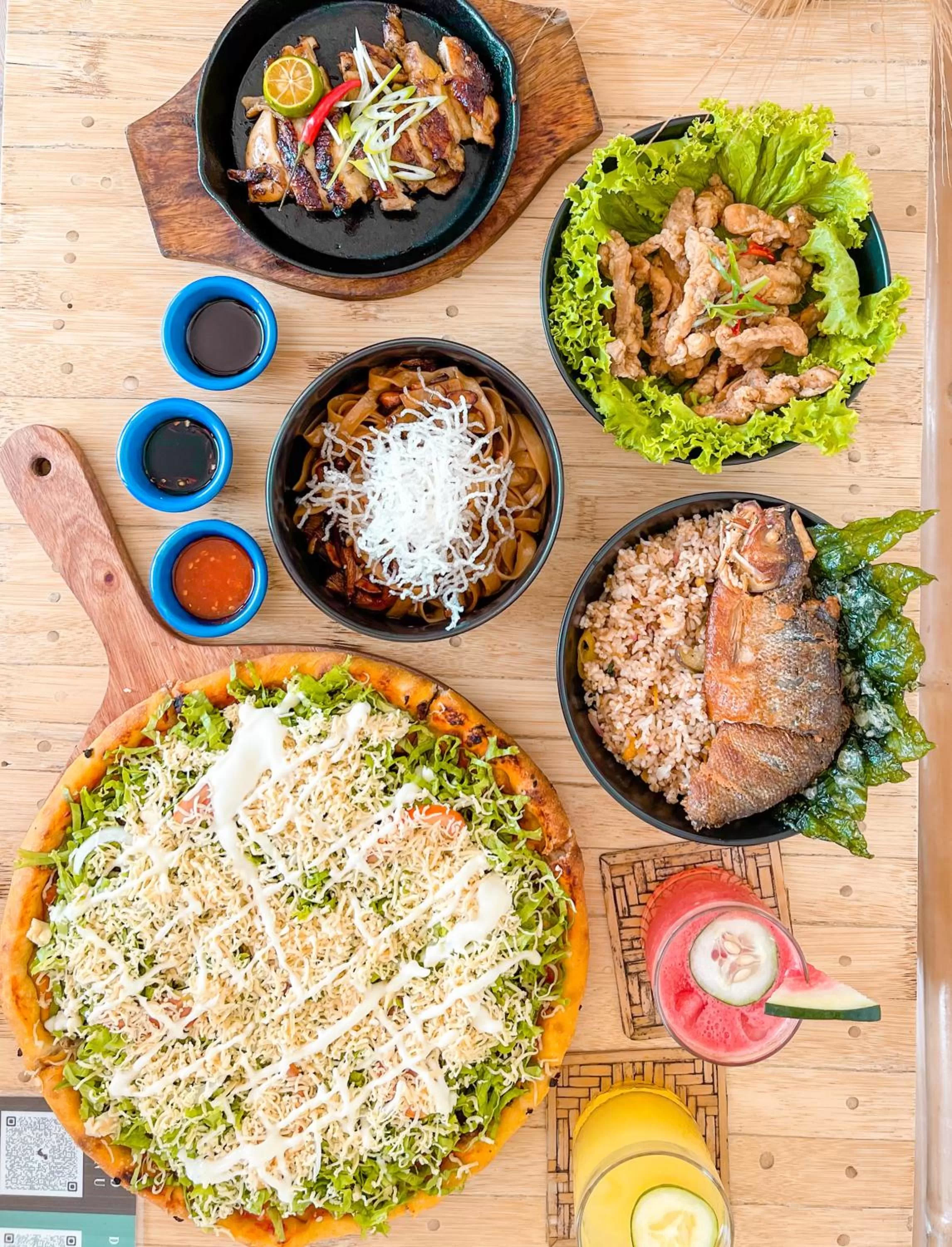 Restaurant/places to eat in Vela Terraces Hotel