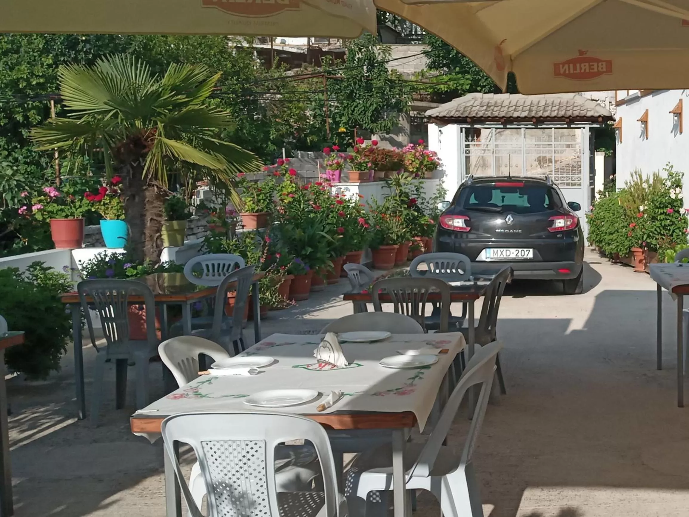 Restaurant/Places to Eat in Hotel Bebej Tradicional