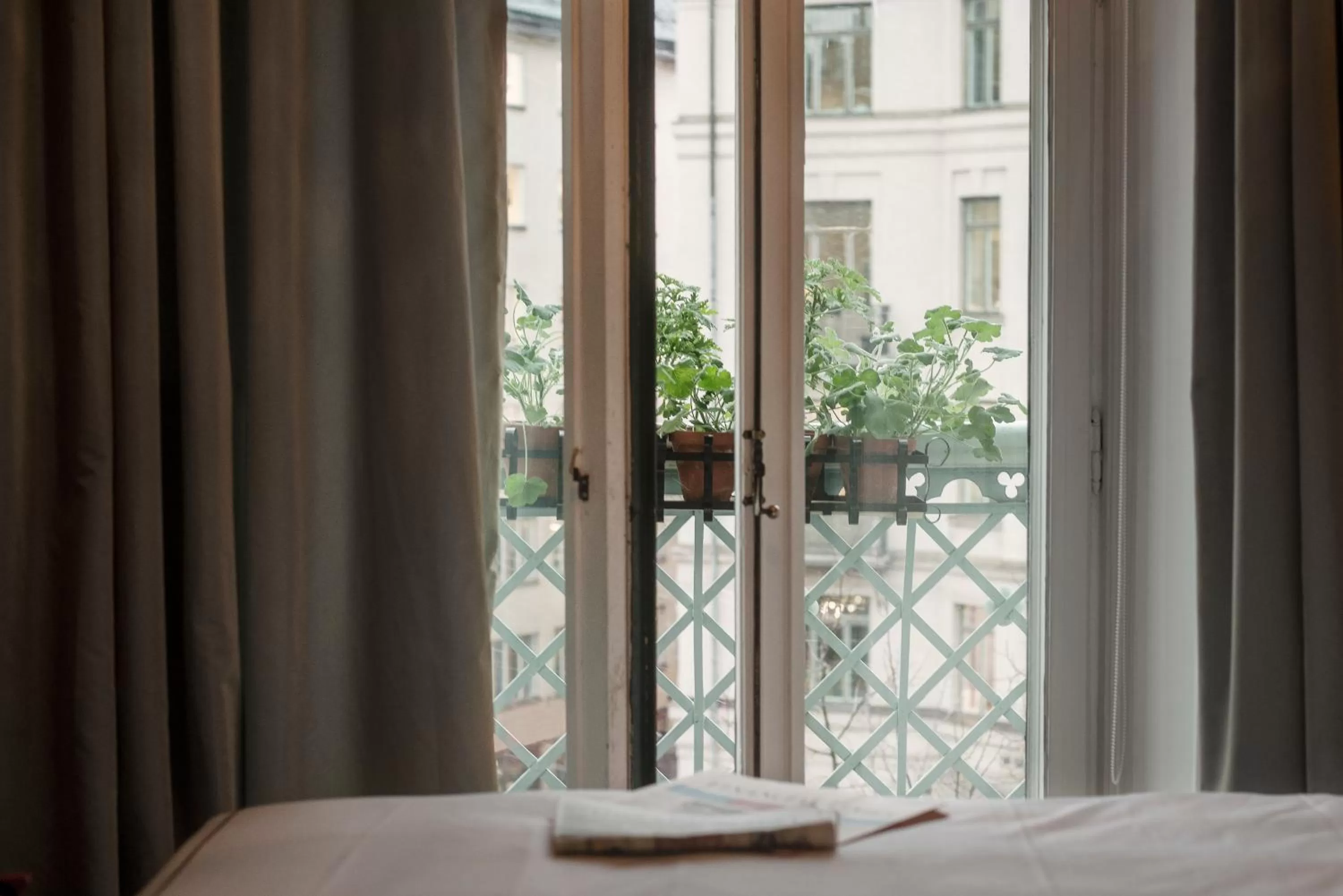 Balcony/Terrace, Bed in The Sparrow Hotel