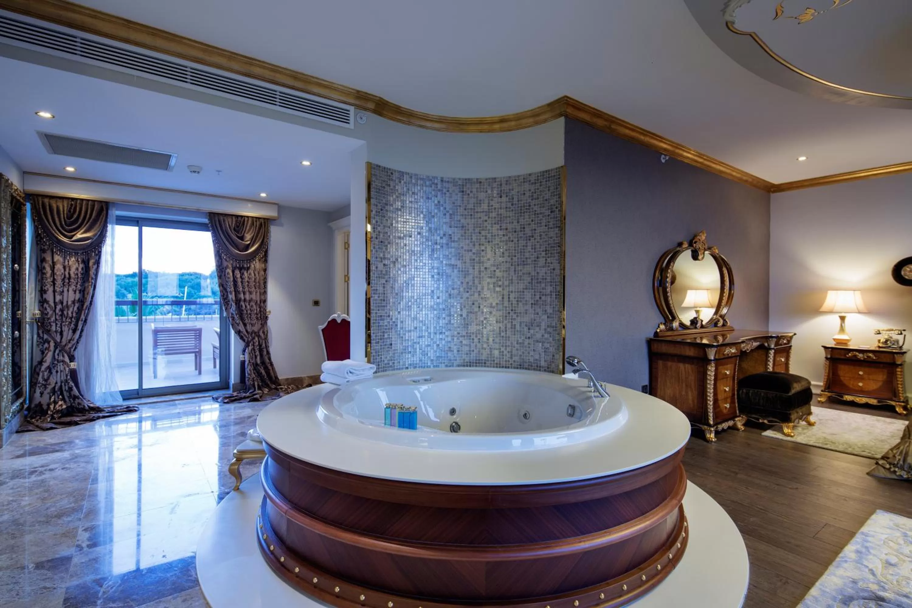 Bedroom in Royal Teos Thermal Resort Clinic & Spa - Halal Hotel